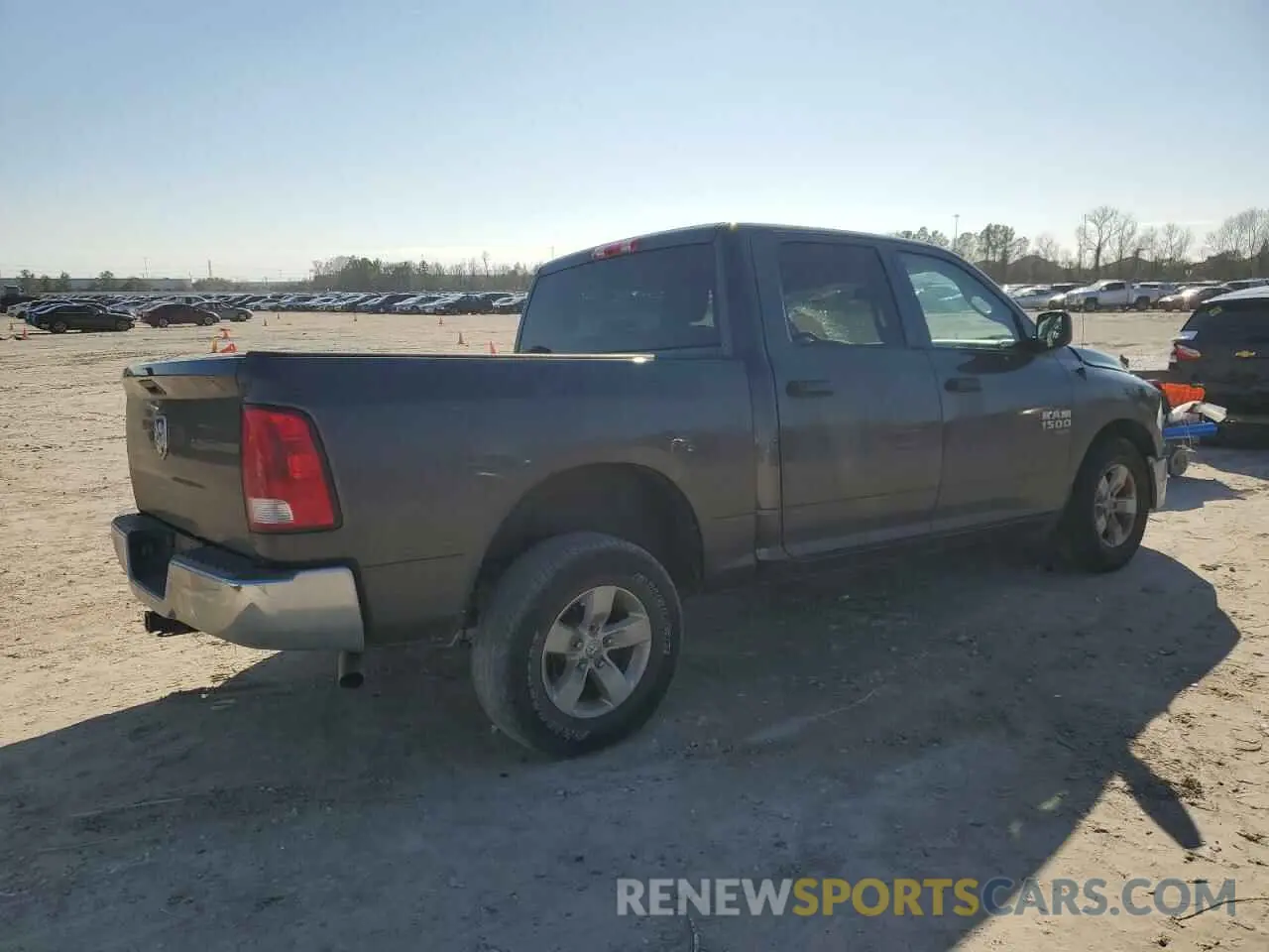 3 Photograph of a damaged car 3C6RR6KG3KG690083 RAM 1500 2019
