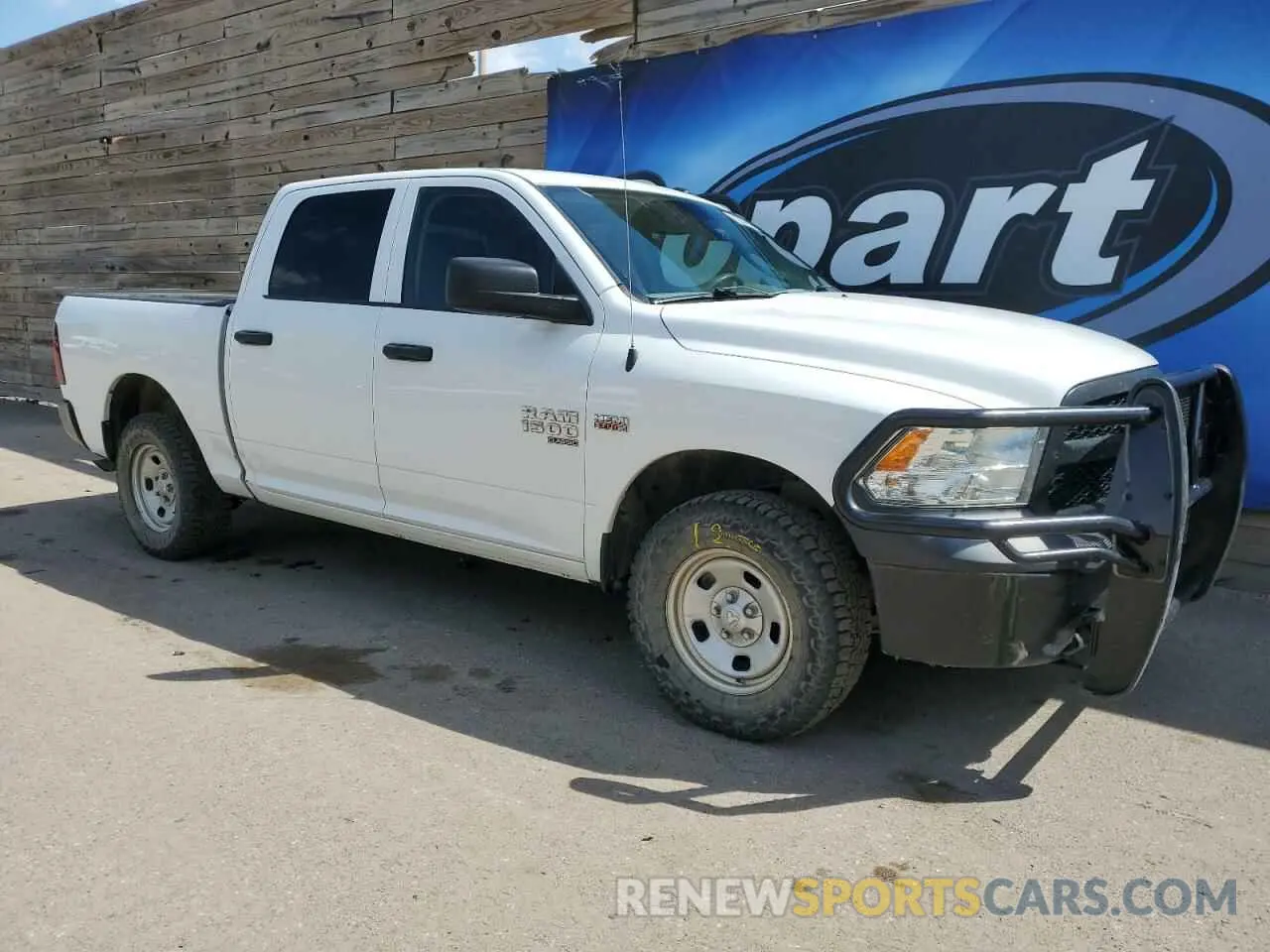4 Photograph of a damaged car 3C6RR7KT5KG564228 RAM 1500 2019