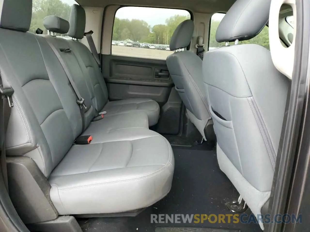 10 Photograph of a damaged car 3C6RR7KT5KG594202 RAM 1500 2019