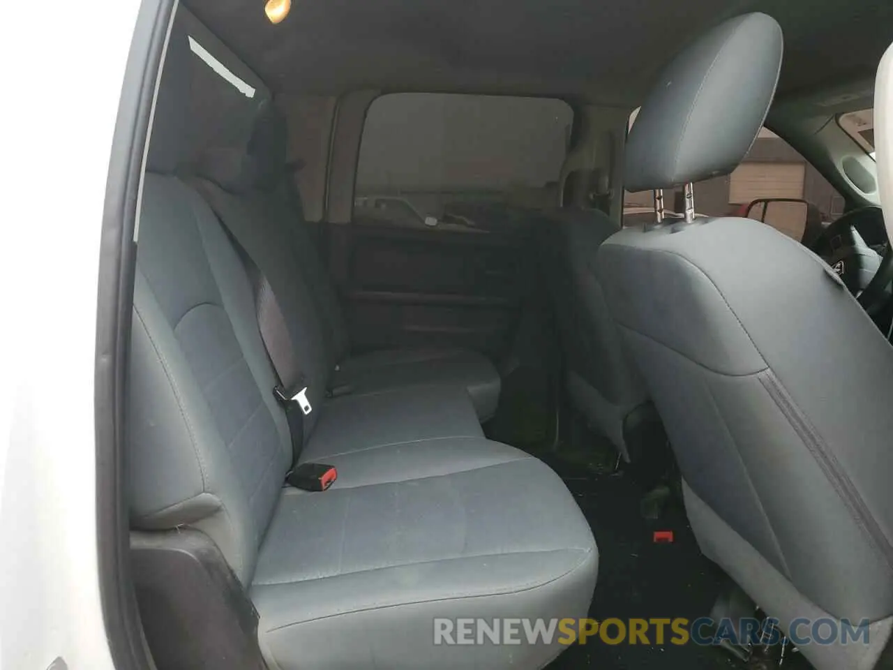 10 Photograph of a damaged car 3C6RR7KTXKG686924 RAM 1500 2019