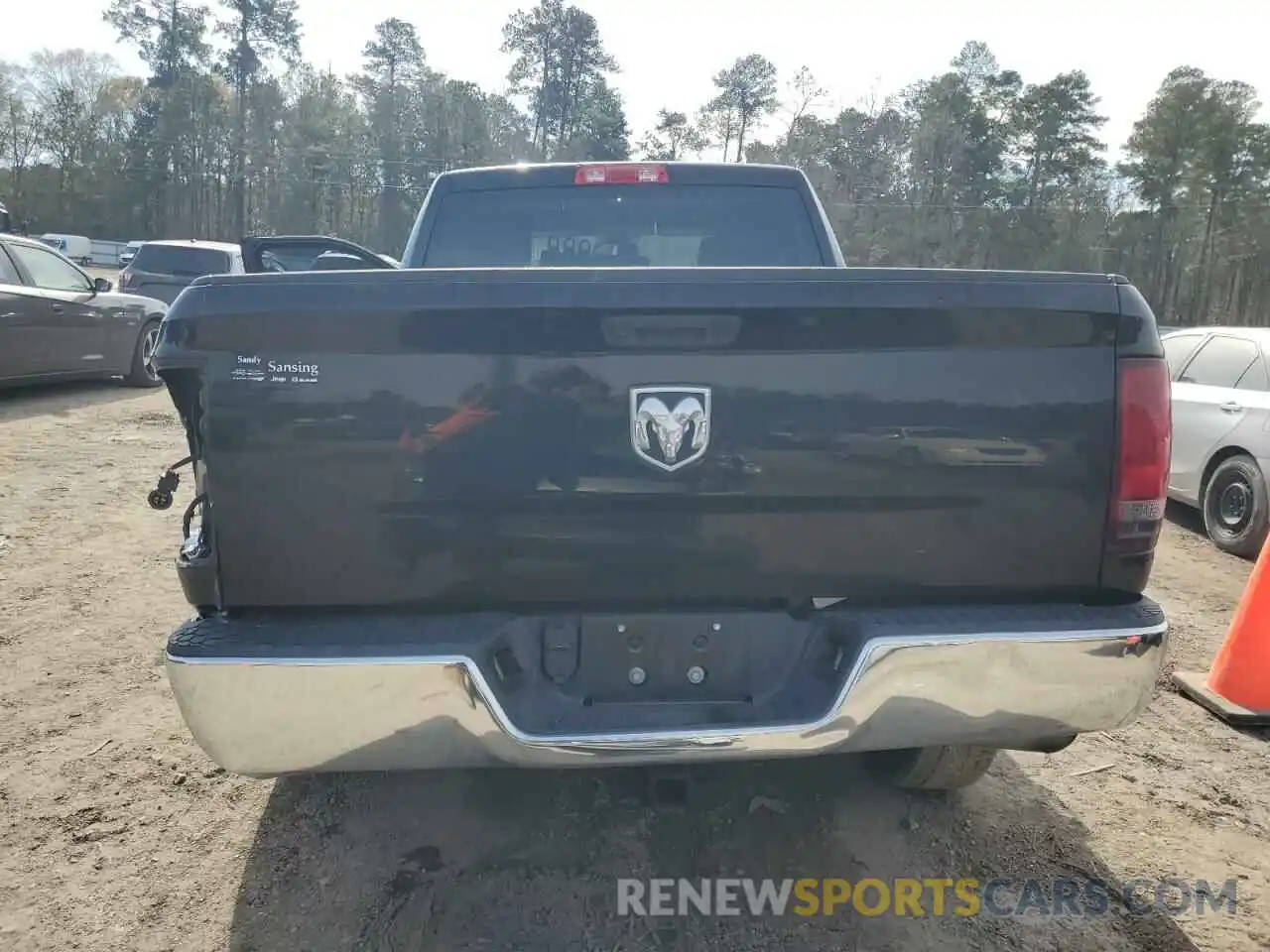 6 Photograph of a damaged car 1C6RR6FG7LS151549 RAM 1500 2020