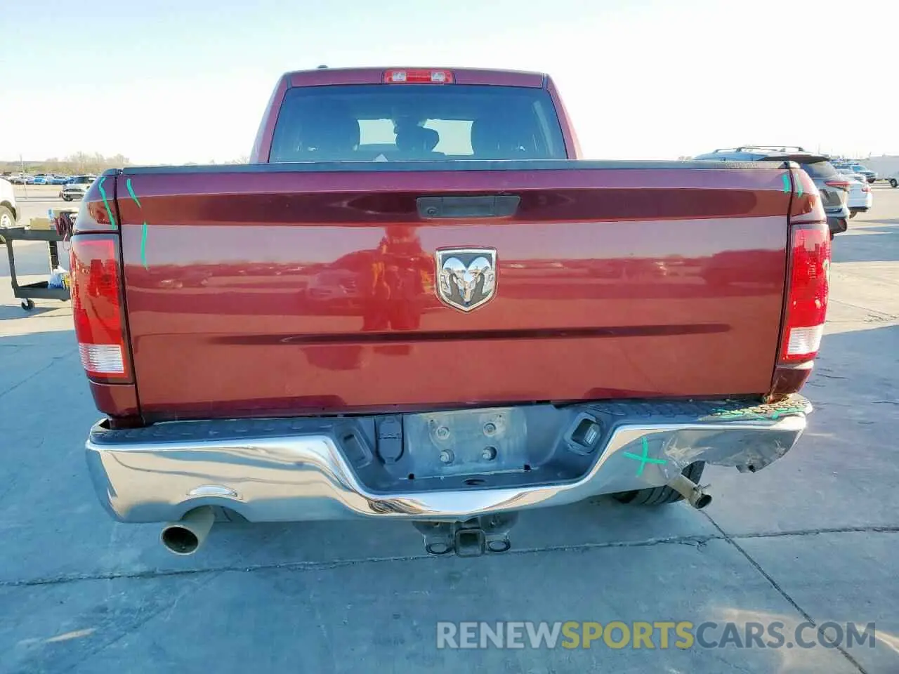 6 Photograph of a damaged car 1C6RR6FT4LS147567 RAM 1500 2020
