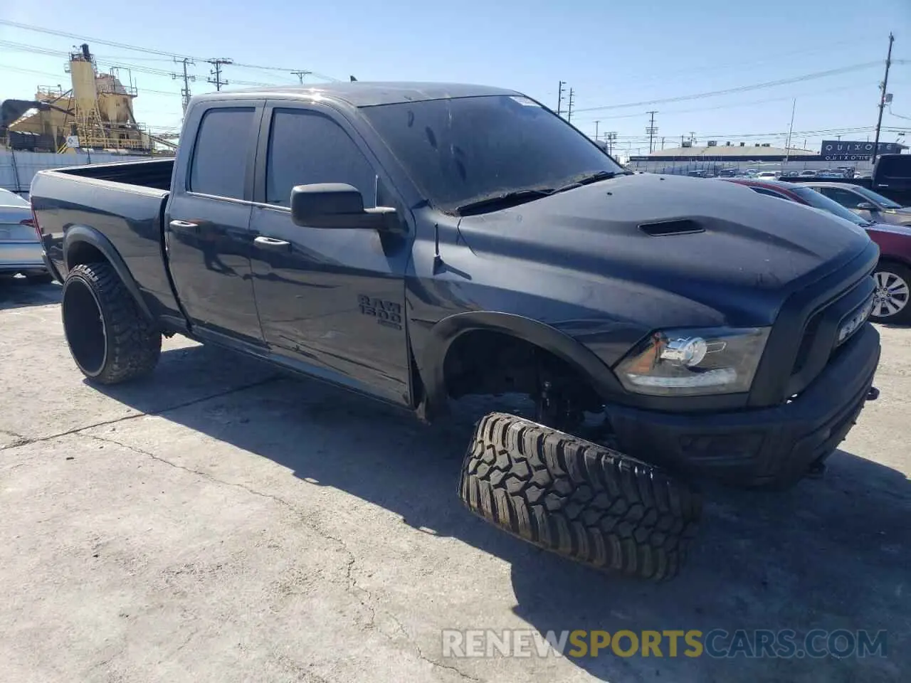 4 Photograph of a damaged car 1C6RR6GGXLS105745 RAM 1500 2020