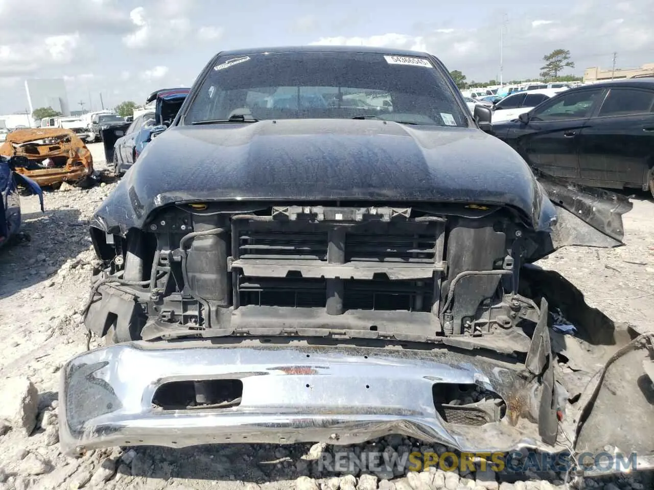 5 Photograph of a damaged car 1C6RR6TT1LS111081 RAM 1500 2020