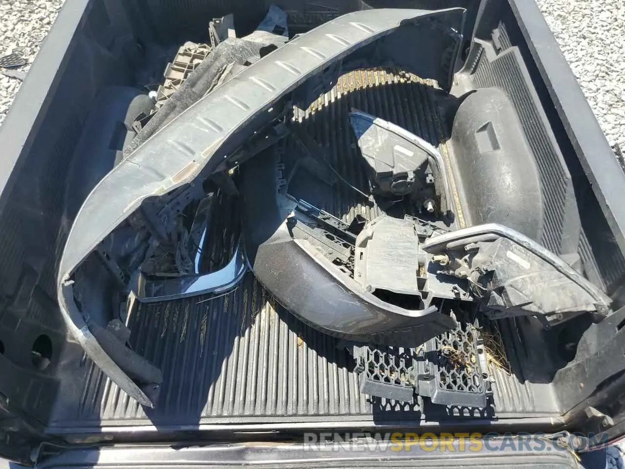 12 Photograph of a damaged car 1C6RR6TT4LS100463 RAM 1500 2020