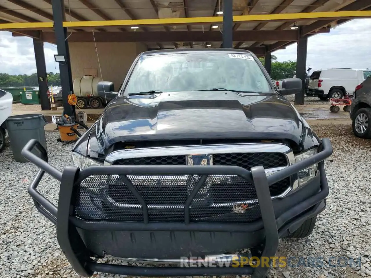 5 Photograph of a damaged car 1C6RR7TT8LS111990 RAM 1500 2020