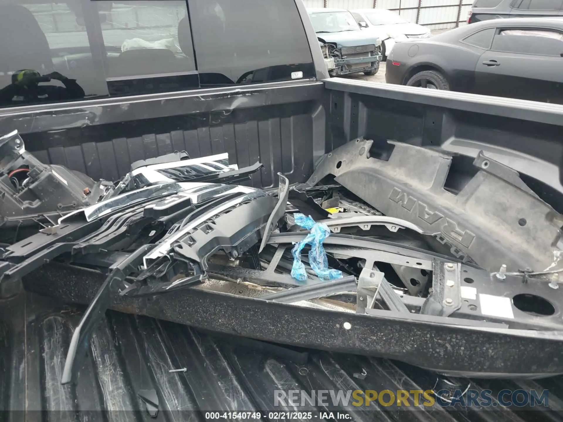 12 Photograph of a damaged car 1C6RREBT0LN210792 RAM 1500 2020