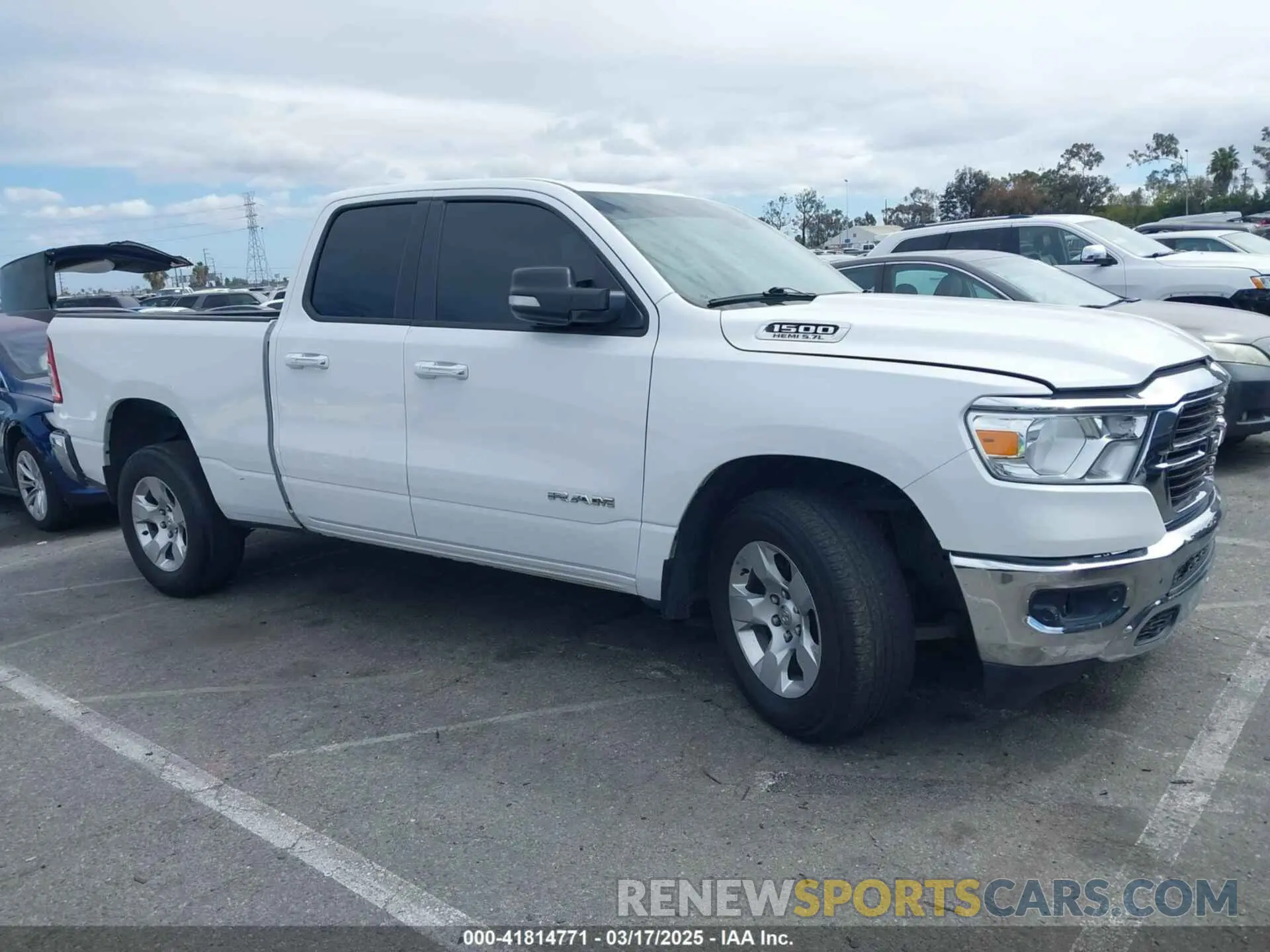 13 Photograph of a damaged car 1C6RREBT2LN256138 RAM 1500 2020