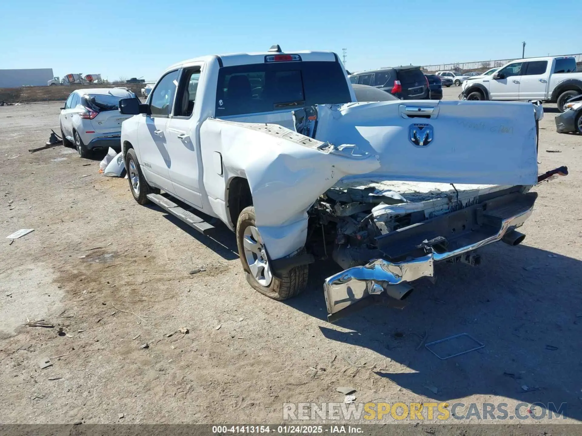 3 Photograph of a damaged car 1C6RREBTXLN138726 RAM 1500 2020