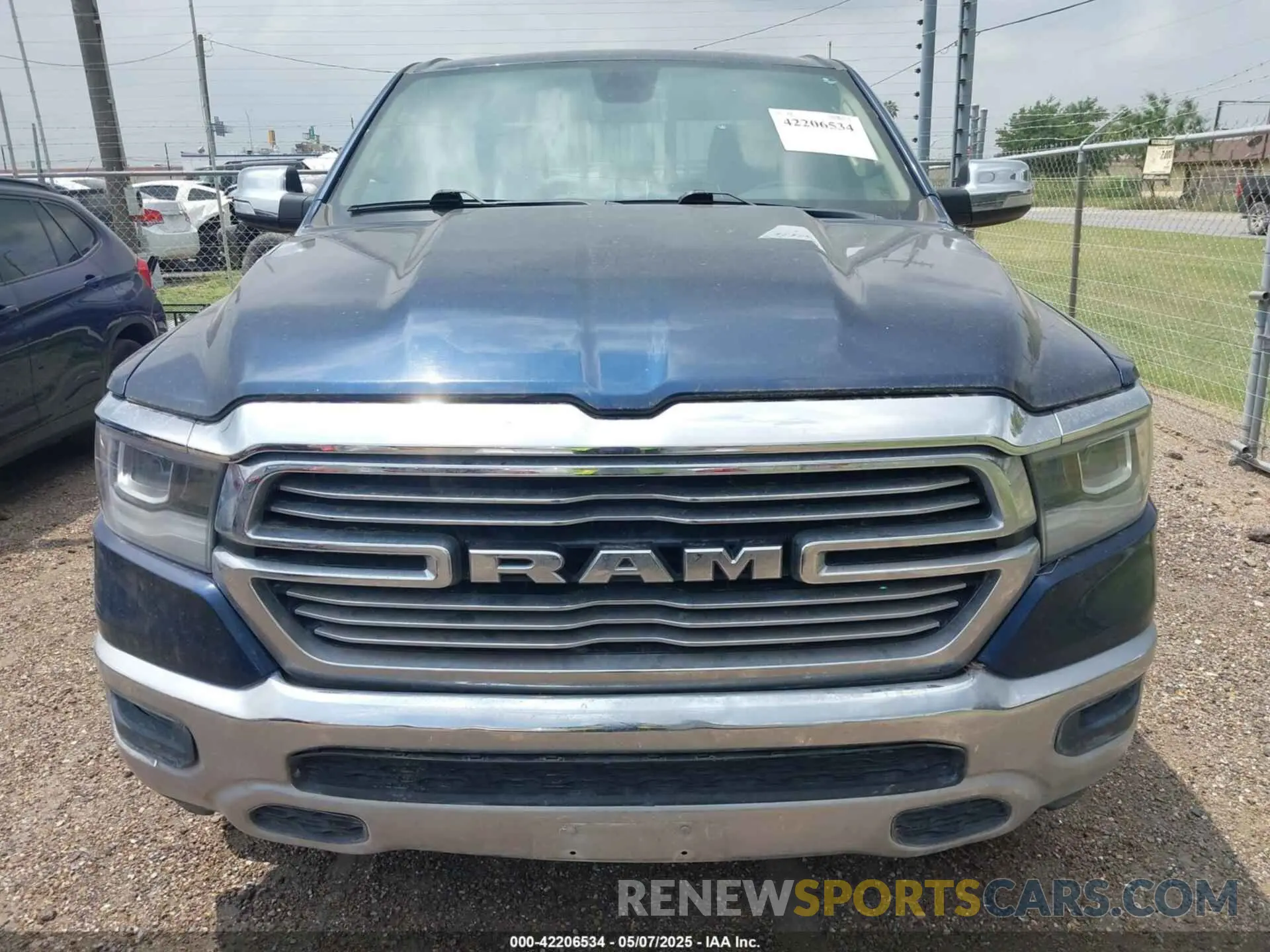 6 Photograph of a damaged car 1C6RREDT0LN262095 RAM 1500 2020