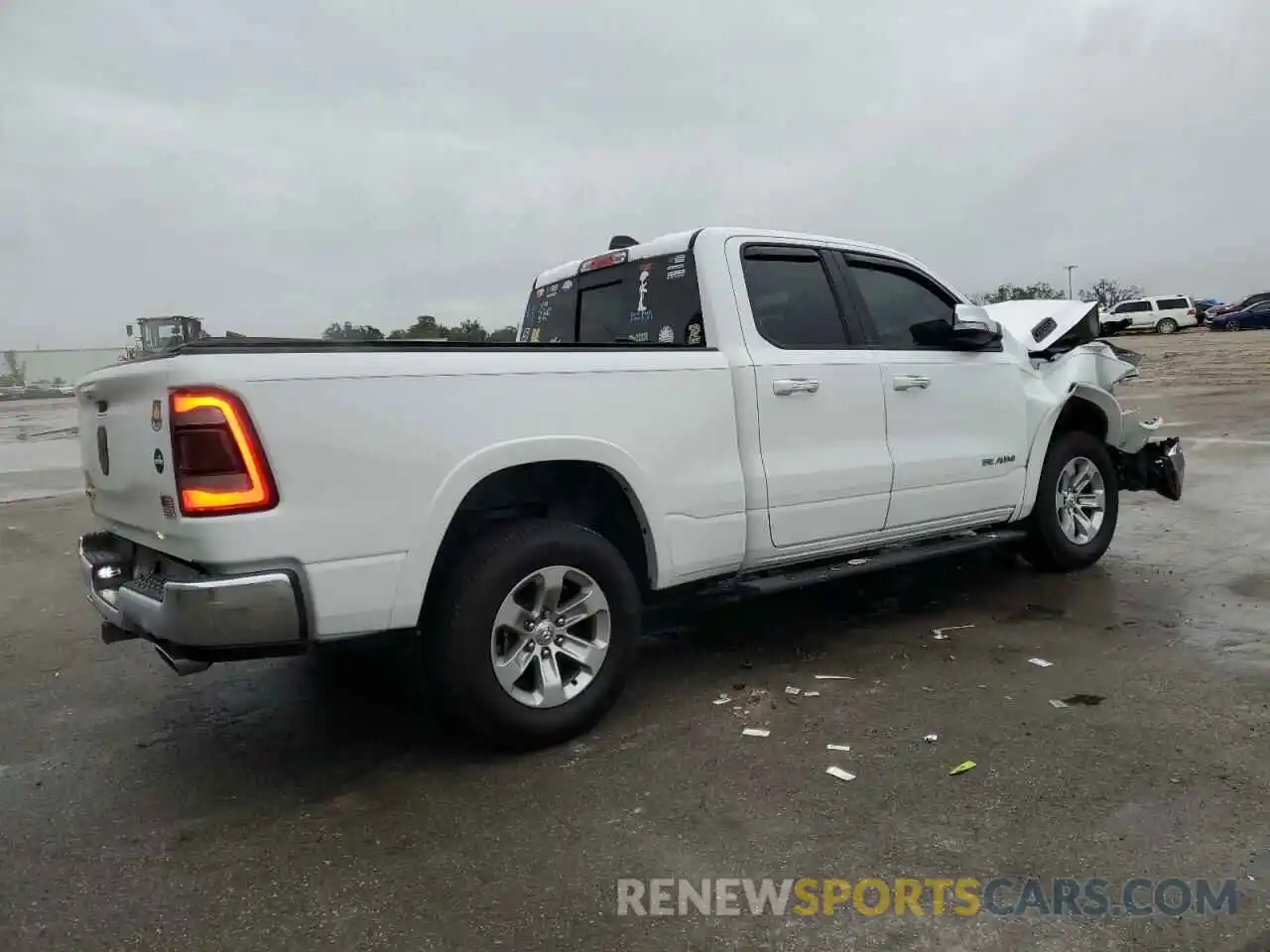 3 Photograph of a damaged car 1C6RREDT4LN256641 RAM 1500 2020