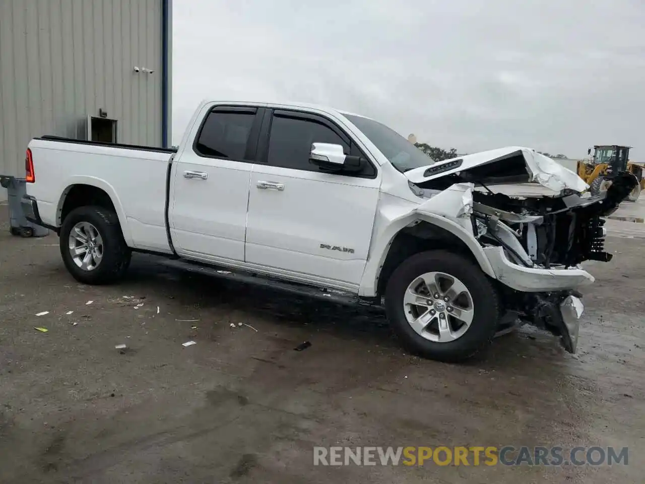 4 Photograph of a damaged car 1C6RREDT4LN256641 RAM 1500 2020