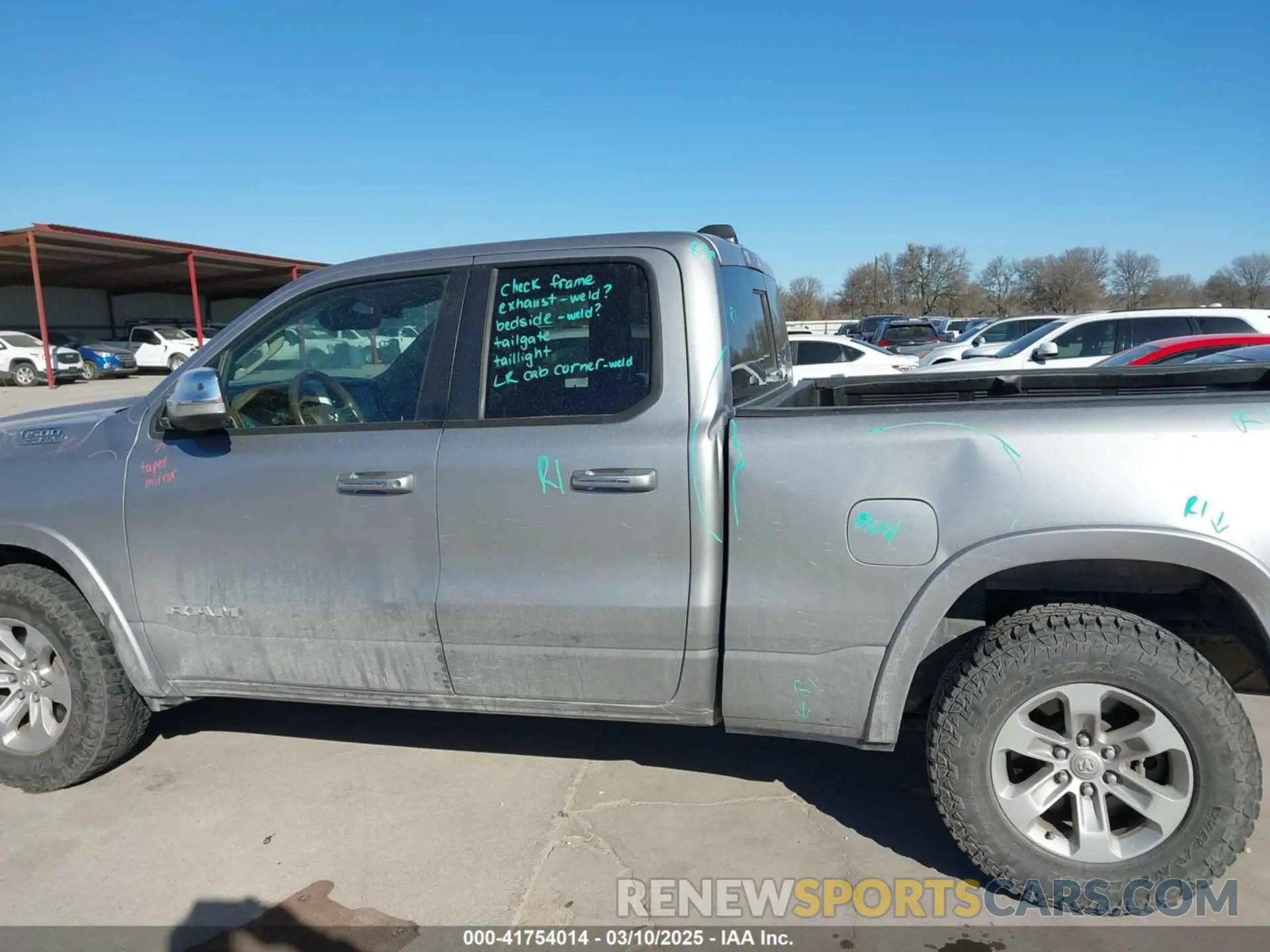 15 Photograph of a damaged car 1C6RREDT7LN121377 RAM 1500 2020