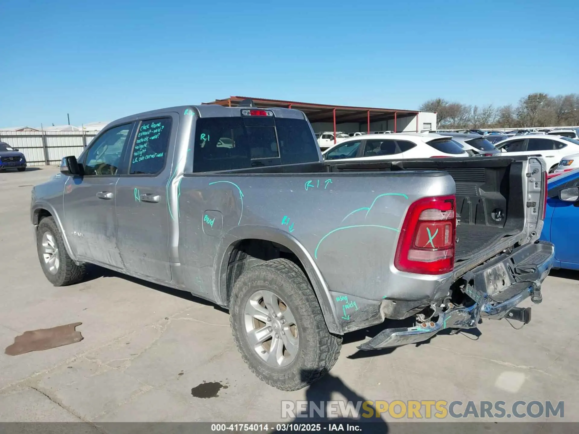 3 Photograph of a damaged car 1C6RREDT7LN121377 RAM 1500 2020