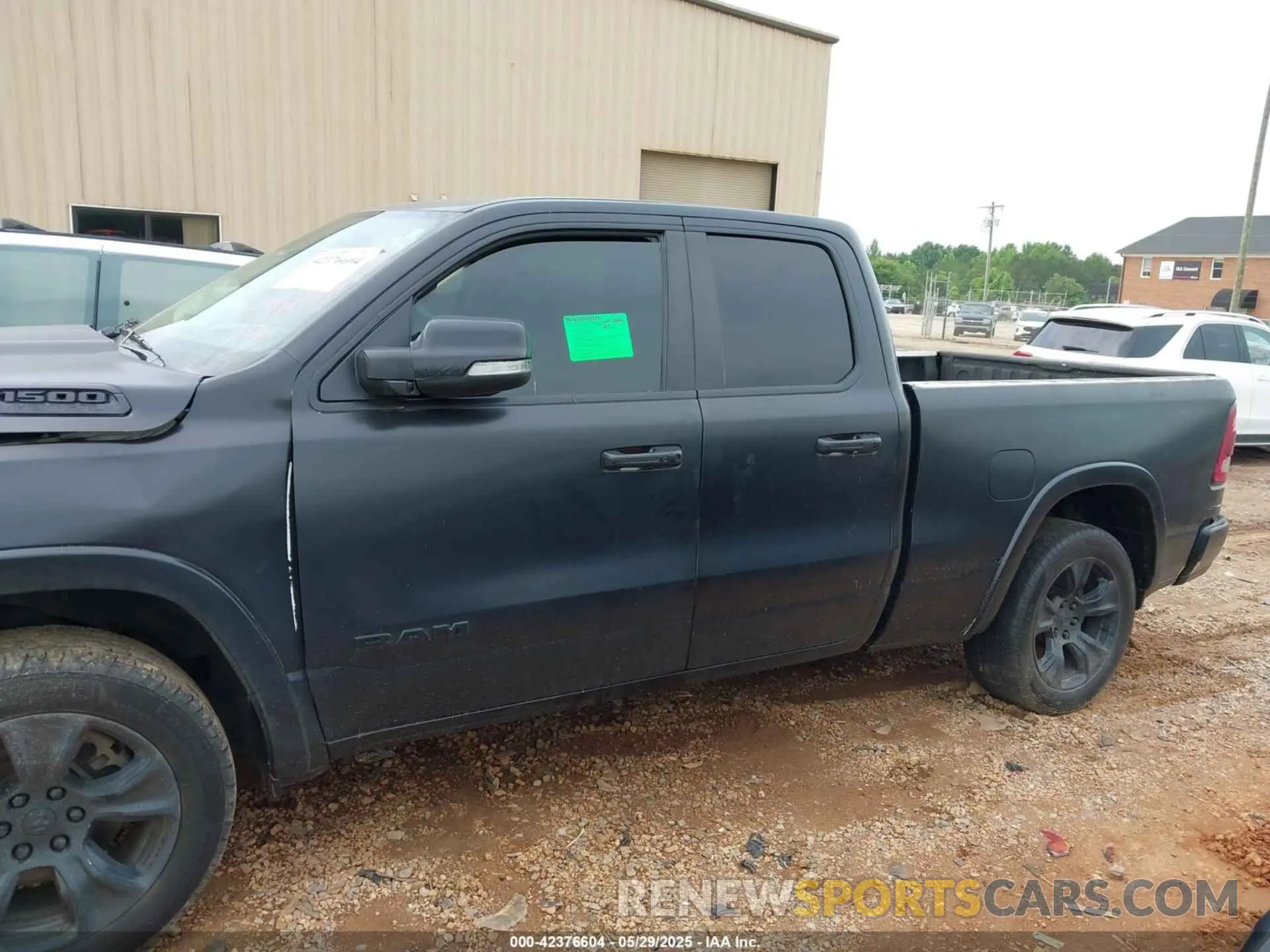 13 Photograph of a damaged car 1C6RREDT9LN357240 RAM 1500 2020