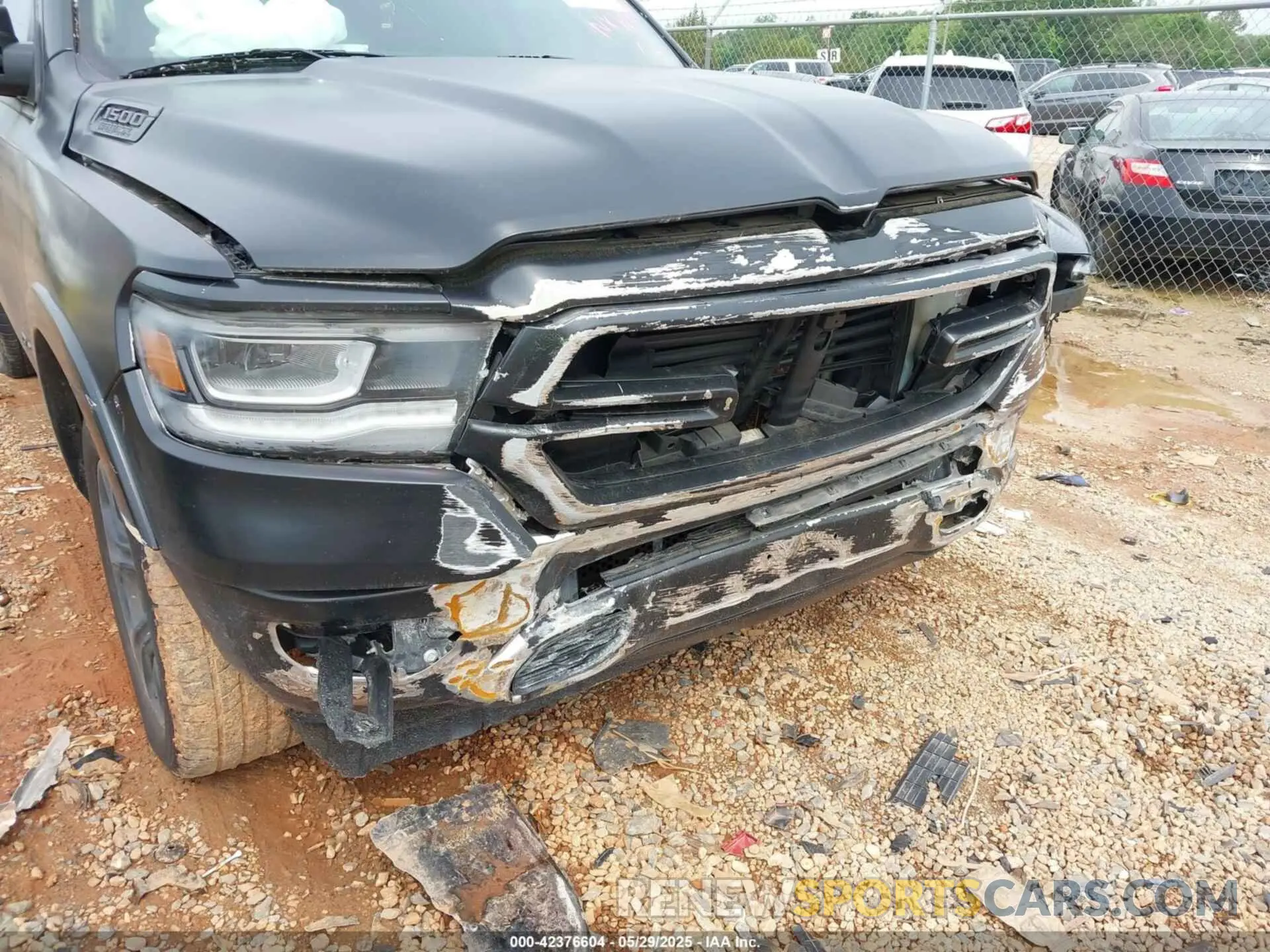 6 Photograph of a damaged car 1C6RREDT9LN357240 RAM 1500 2020