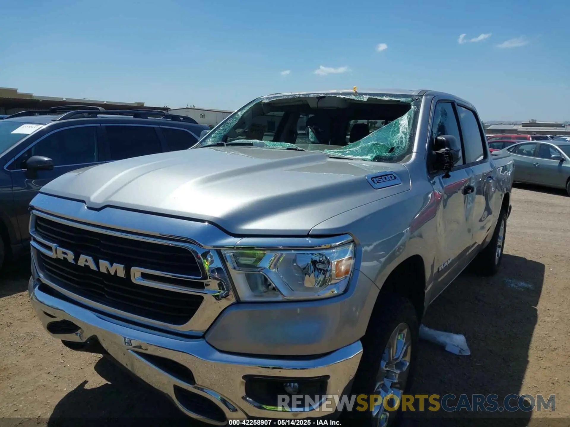 6 Photograph of a damaged car 1C6RREFG7LN333762 RAM 1500 2020