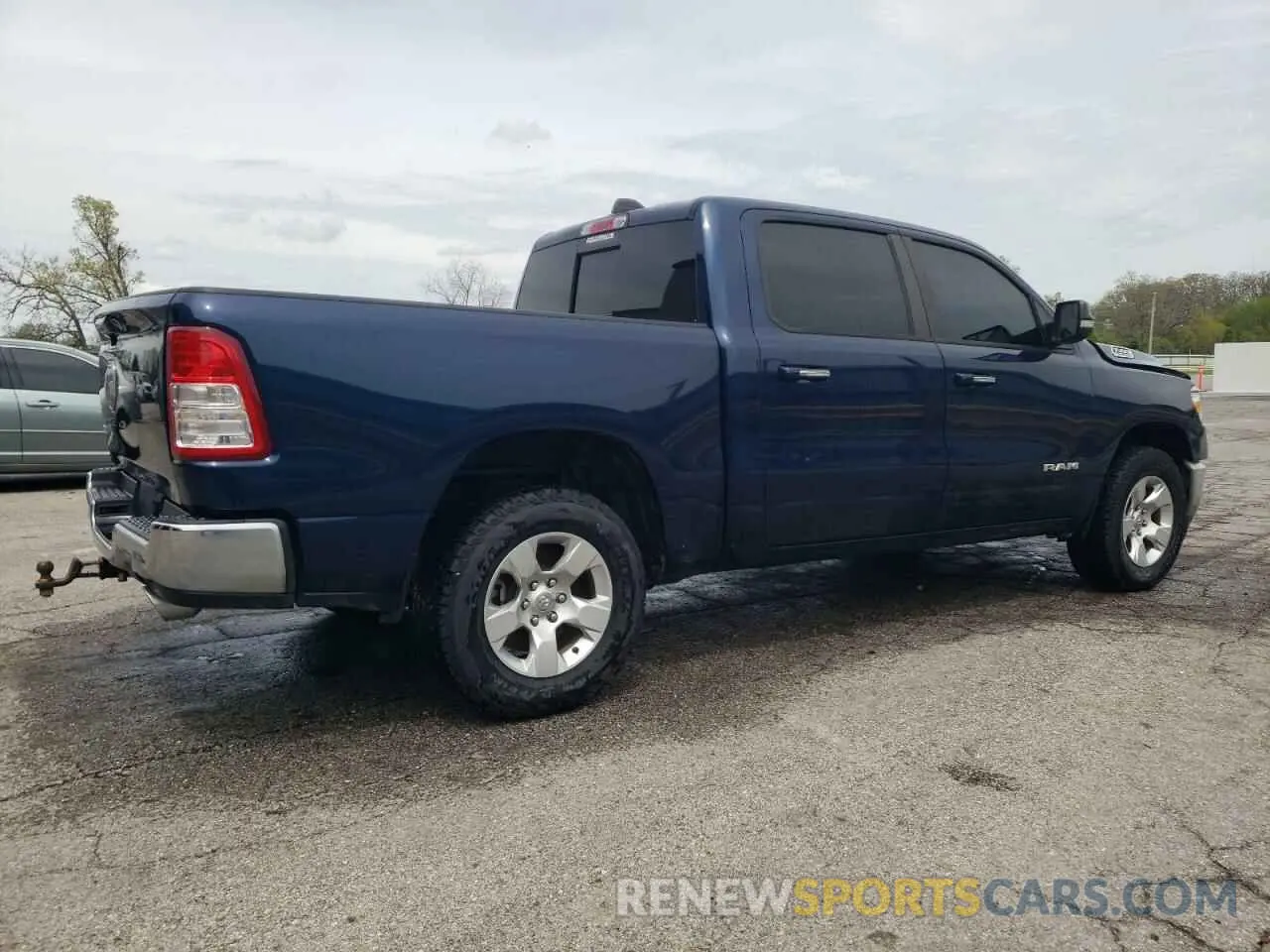 3 Photograph of a damaged car 1C6RREFT1LN344933 RAM 1500 2020