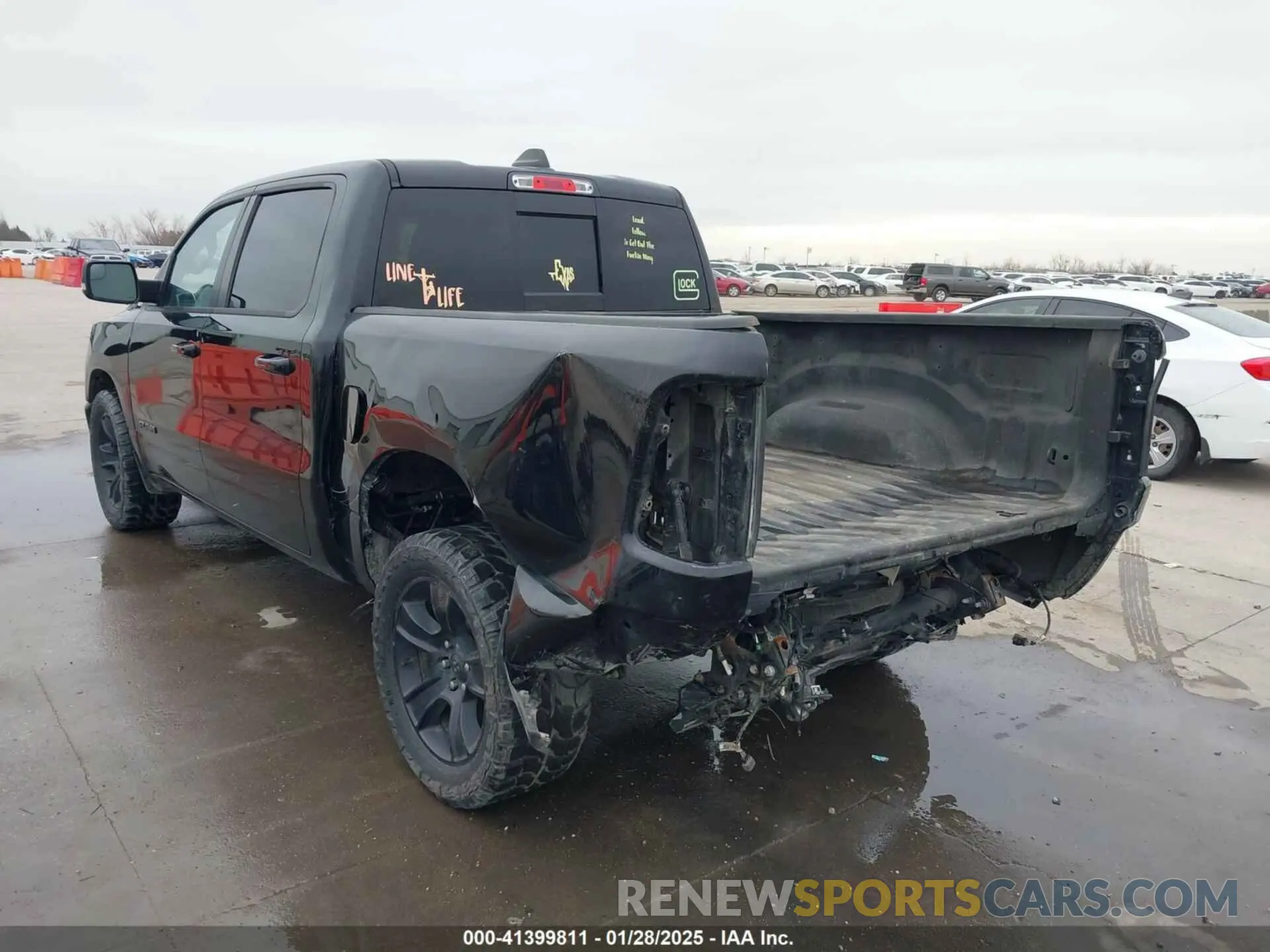 3 Photograph of a damaged car 1C6RREFT2LN245795 RAM 1500 2020