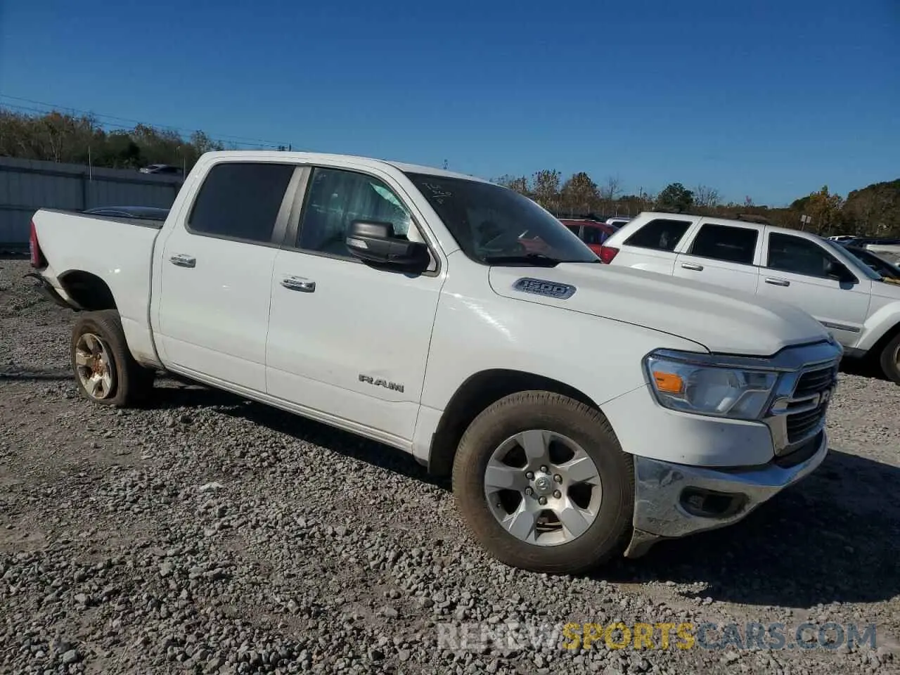 4 Photograph of a damaged car 1C6RREFT3LN276568 RAM 1500 2020
