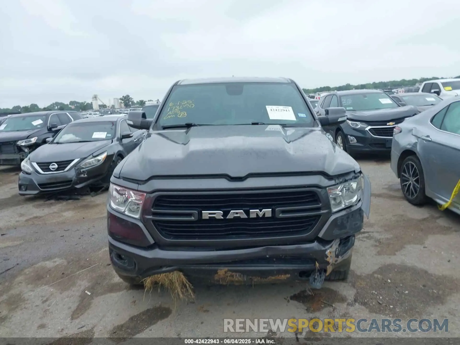 12 Photograph of a damaged car 1C6RREFT3LN320987 RAM 1500 2020