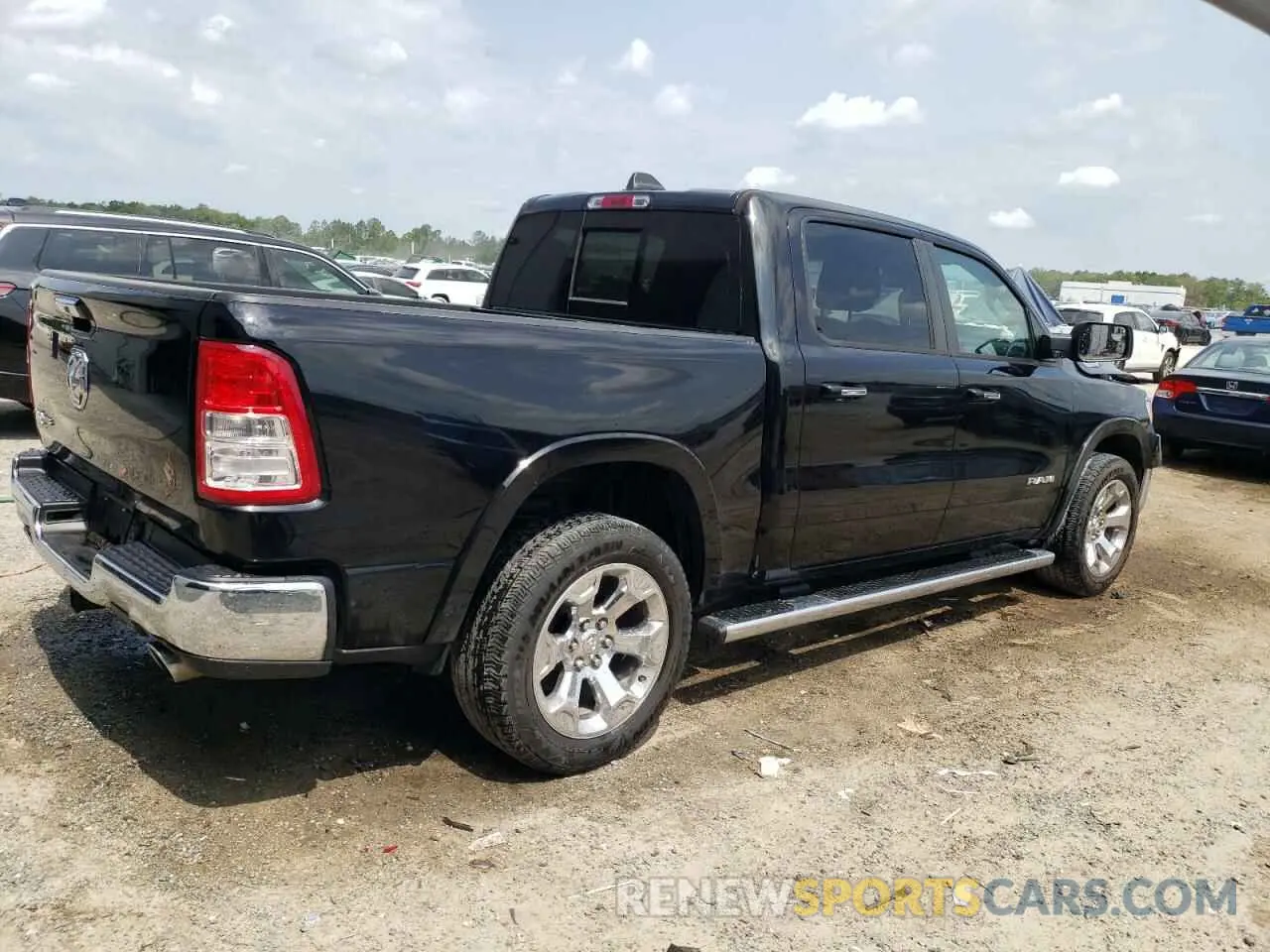 3 Photograph of a damaged car 1C6RREFT3LN353987 RAM 1500 2020
