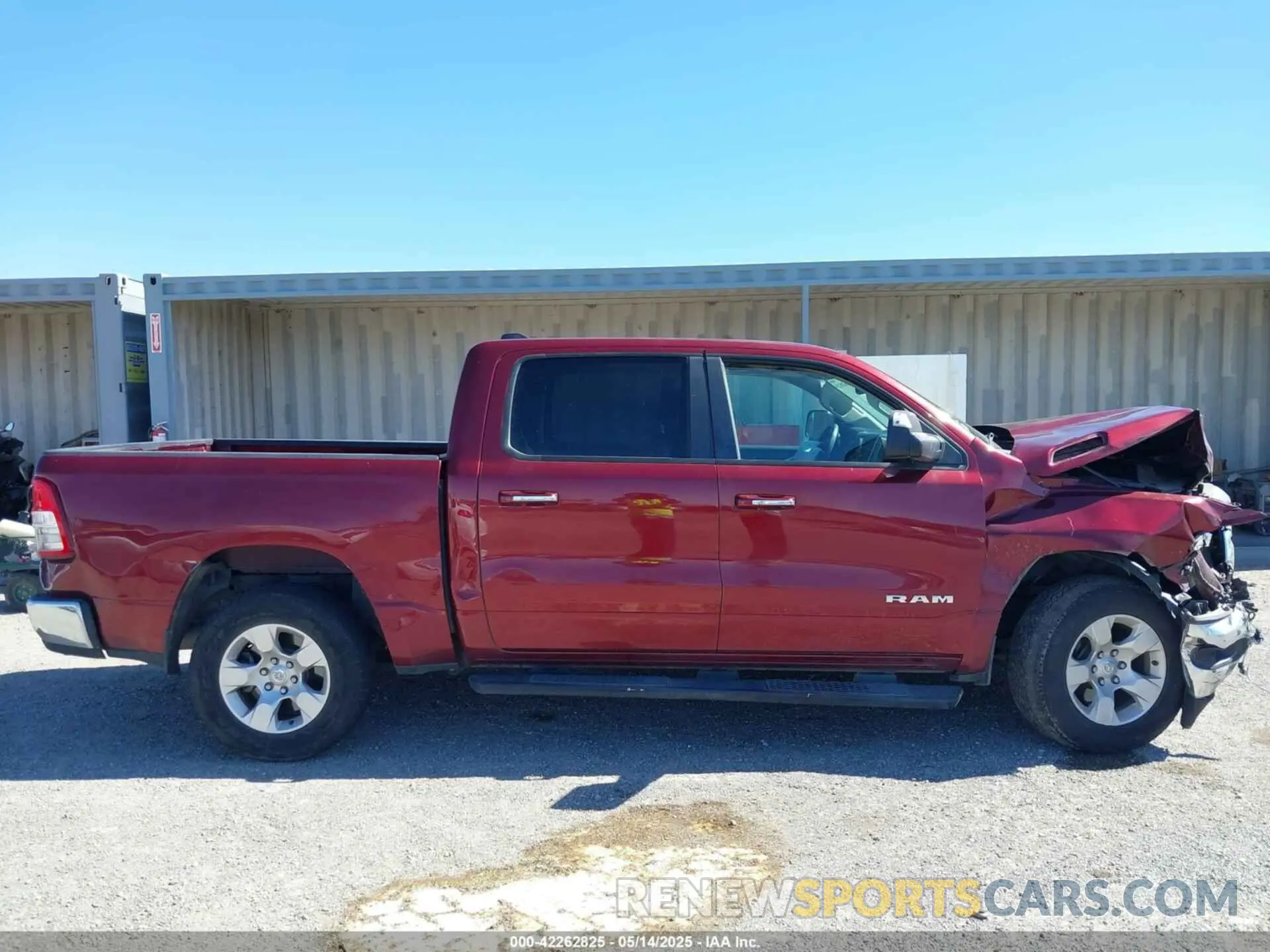 13 Photograph of a damaged car 1C6RREFT4LN105571 RAM 1500 2020