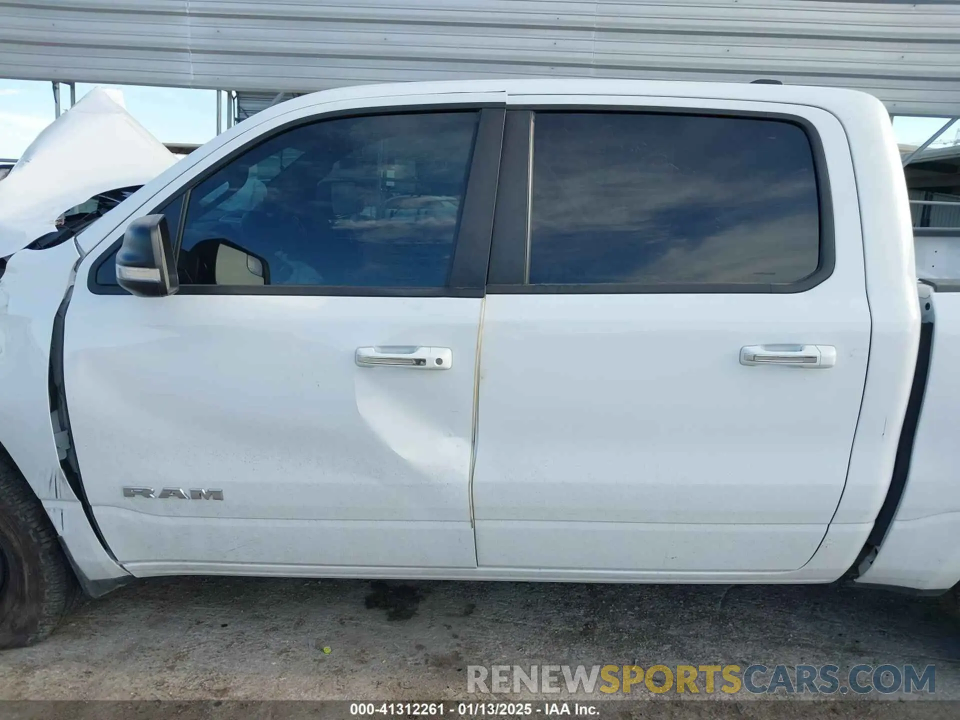 13 Photograph of a damaged car 1C6RREFT4LN333926 RAM 1500 2020