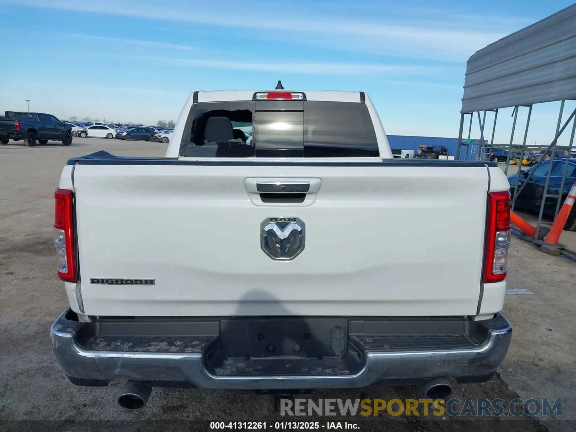 15 Photograph of a damaged car 1C6RREFT4LN333926 RAM 1500 2020