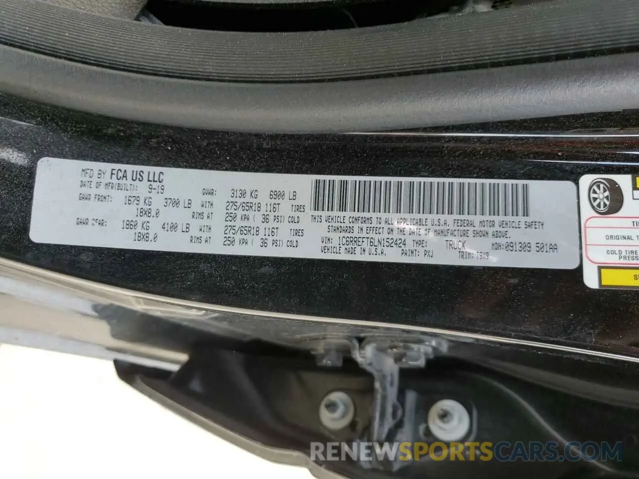 13 Photograph of a damaged car 1C6RREFT6LN152424 RAM 1500 2020