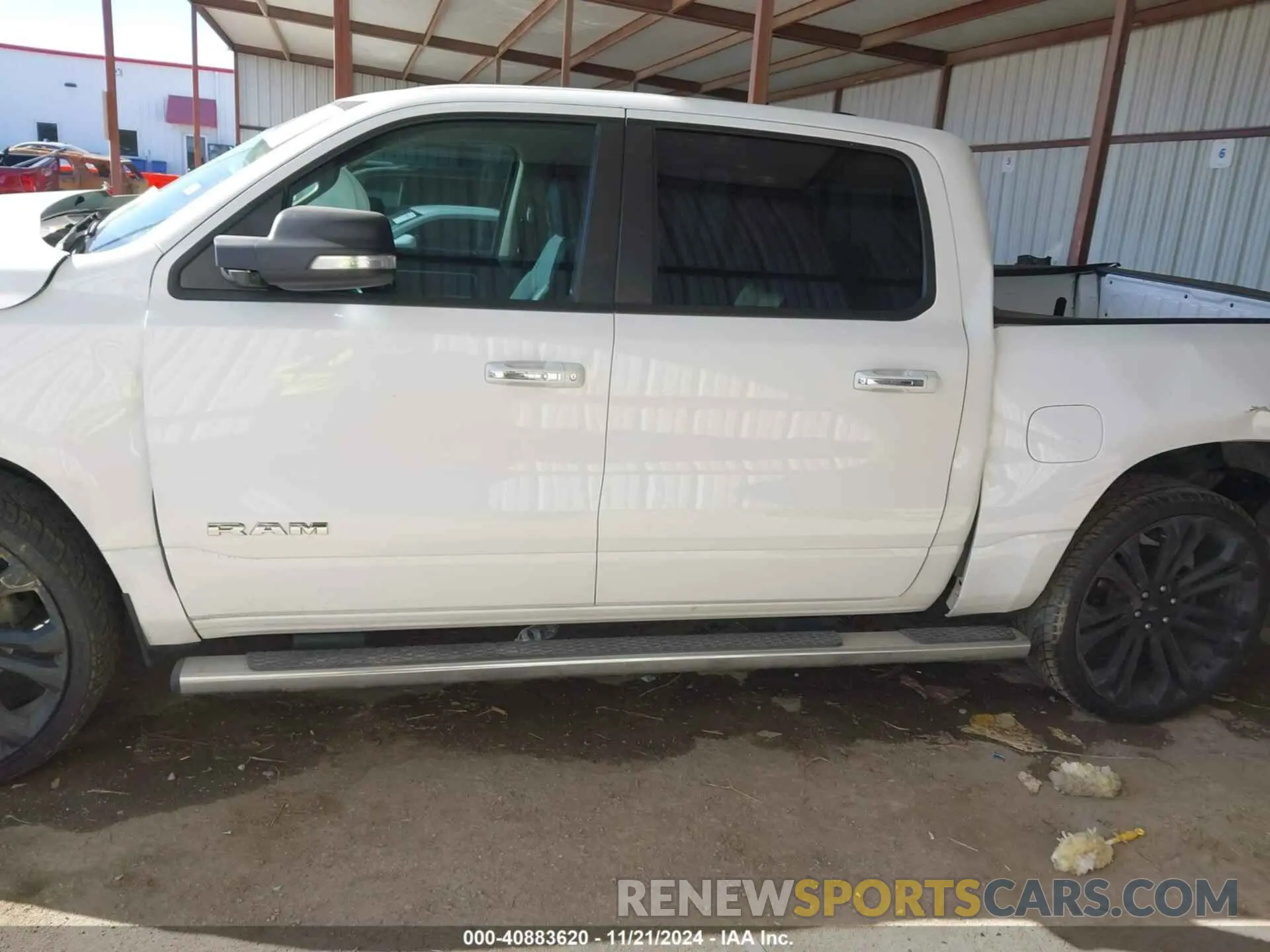 14 Photograph of a damaged car 1C6RREFT8LN232940 RAM 1500 2020