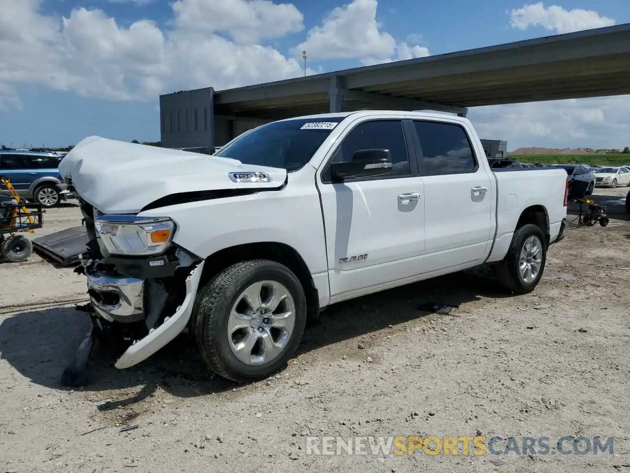 1 Photograph of a damaged car 1C6RREFTXLN372455 RAM 1500 2020