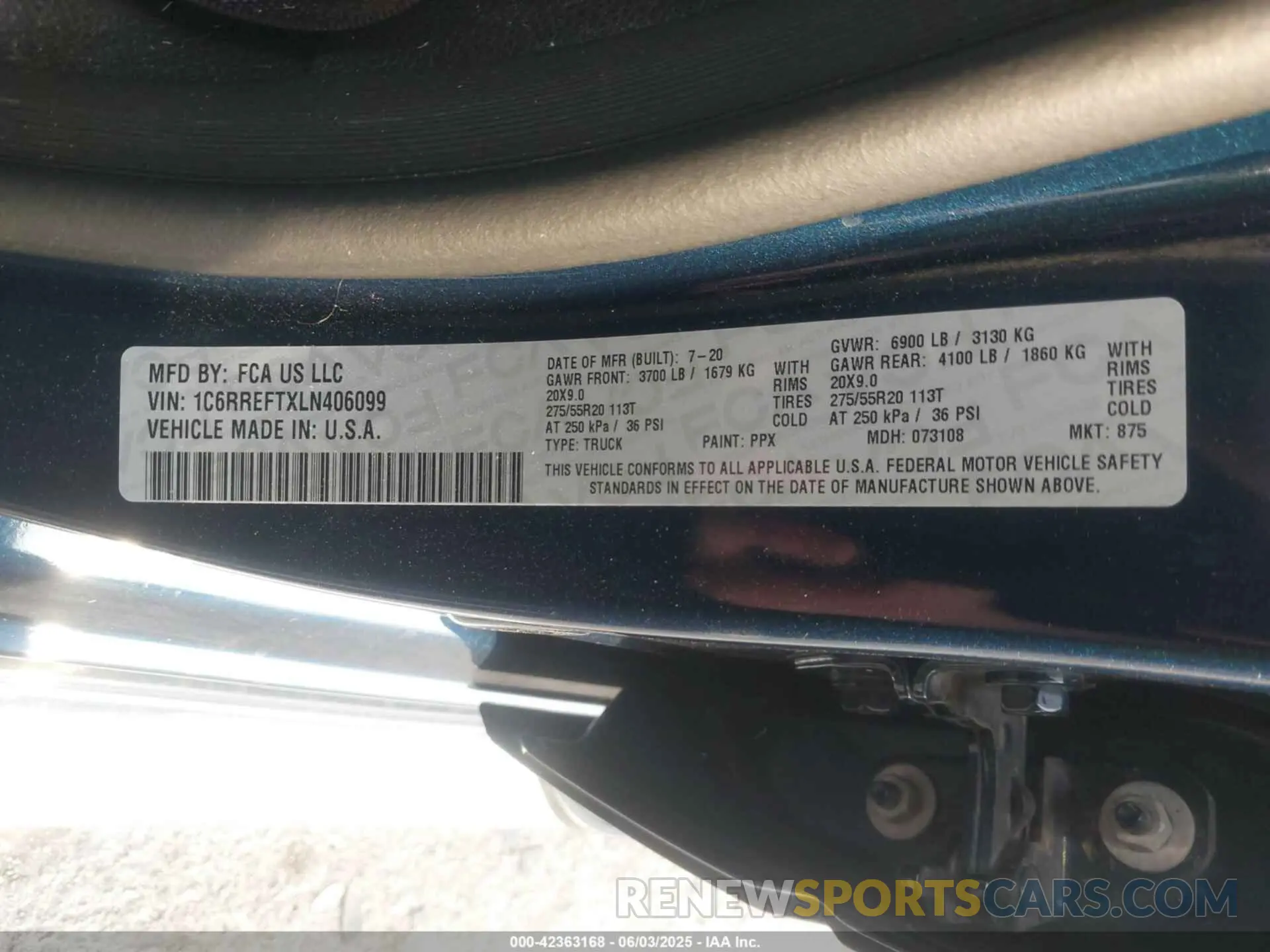 9 Photograph of a damaged car 1C6RREFTXLN406099 RAM 1500 2020