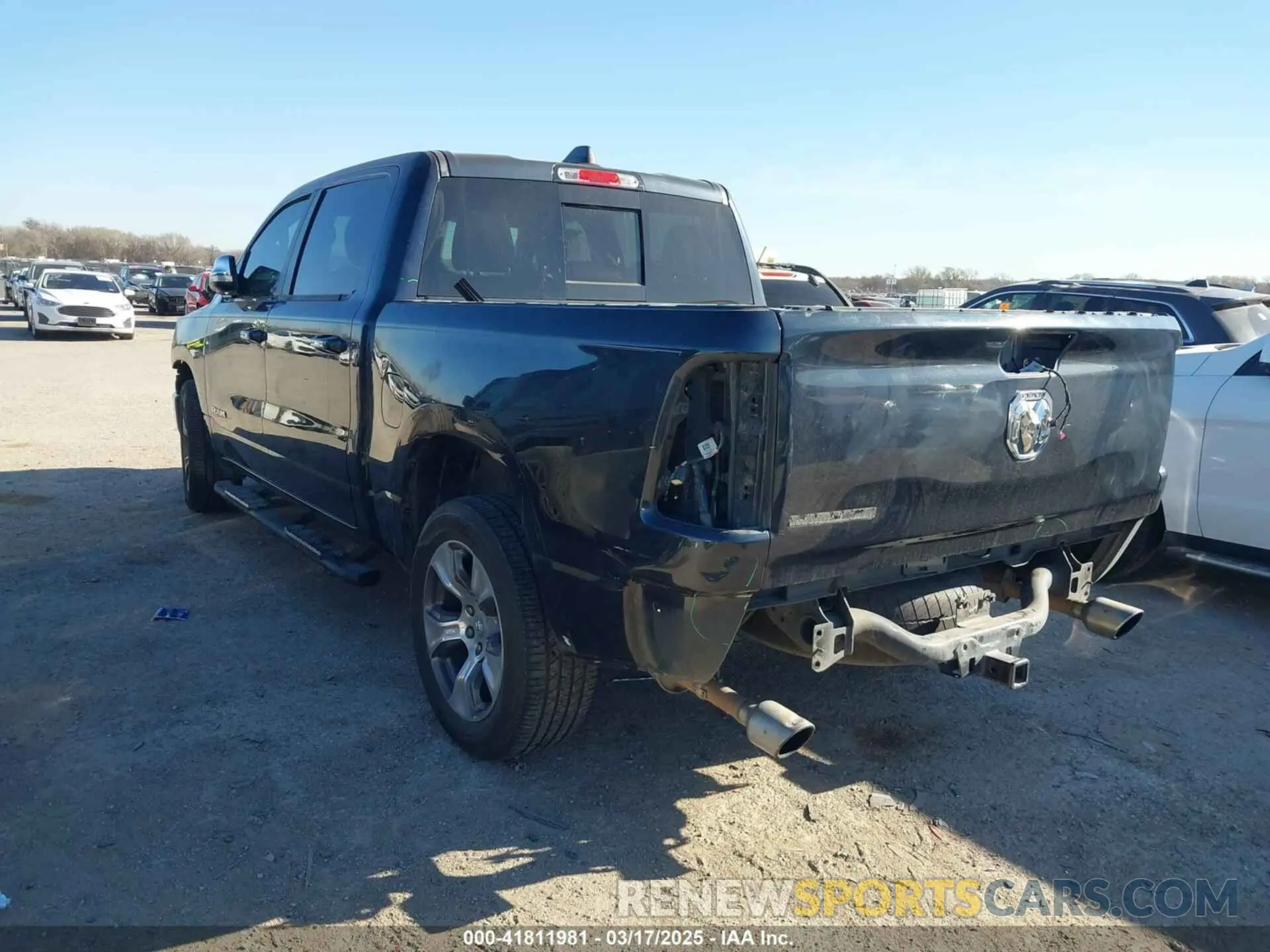 3 Photograph of a damaged car 1C6RREJT4LN232859 RAM 1500 2020