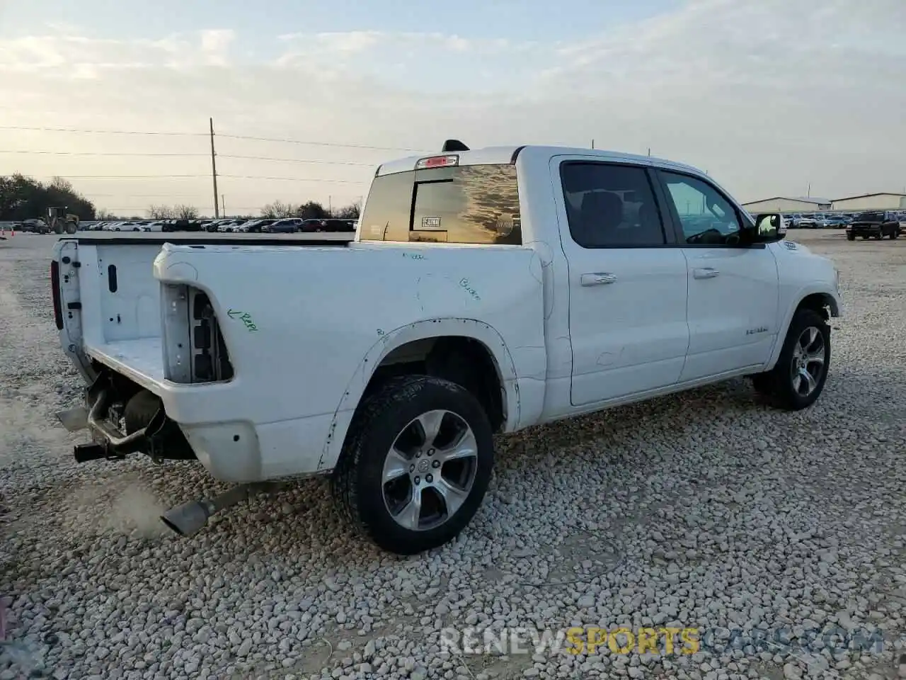 3 Photograph of a damaged car 1C6RREJT9LN232954 RAM 1500 2020