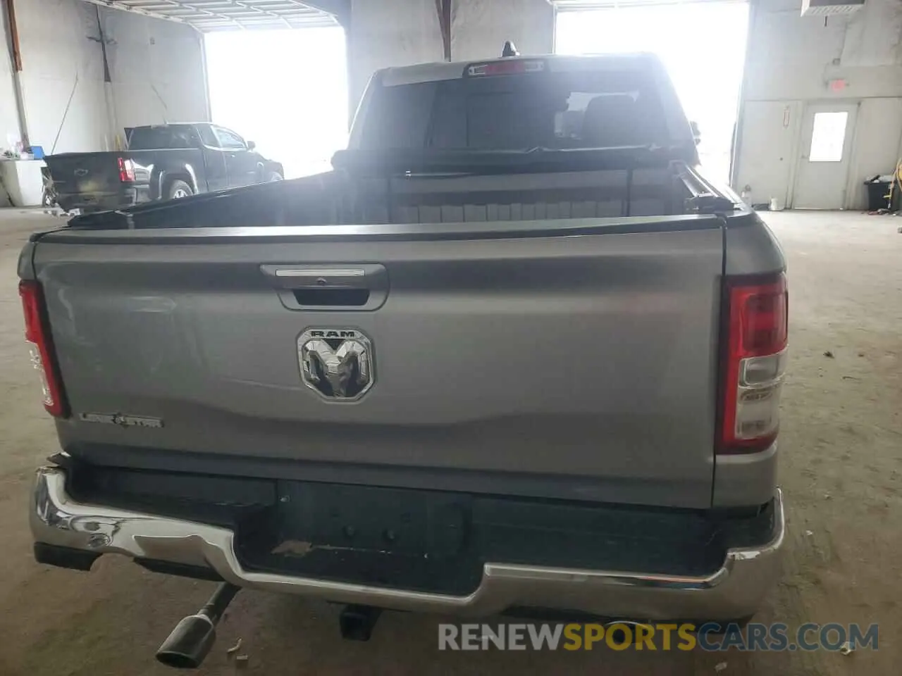 6 Photograph of a damaged car 1C6RREMT7LN238697 RAM 1500 2020