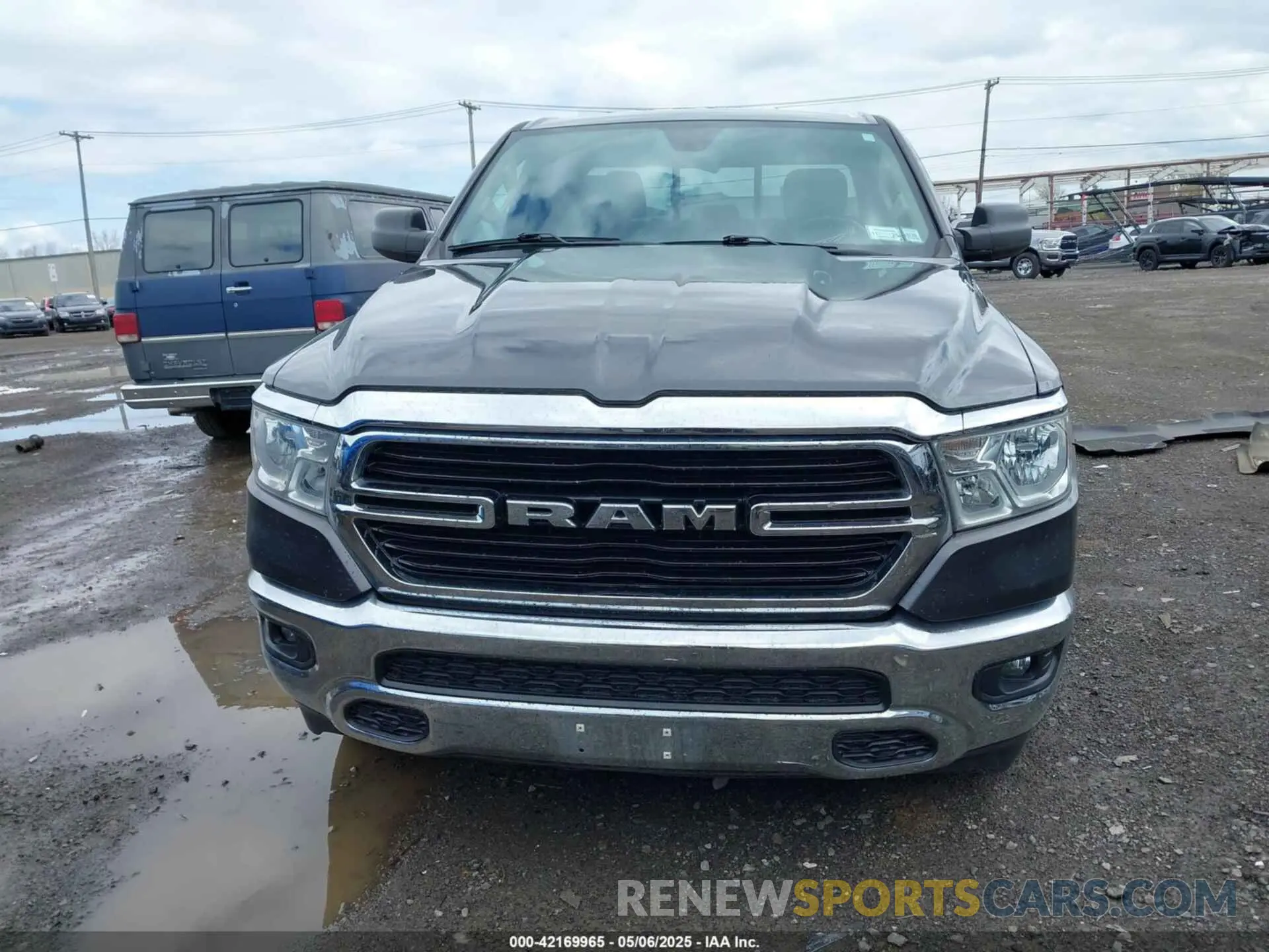 12 Photograph of a damaged car 1C6RRFBG2LN385201 RAM 1500 2020