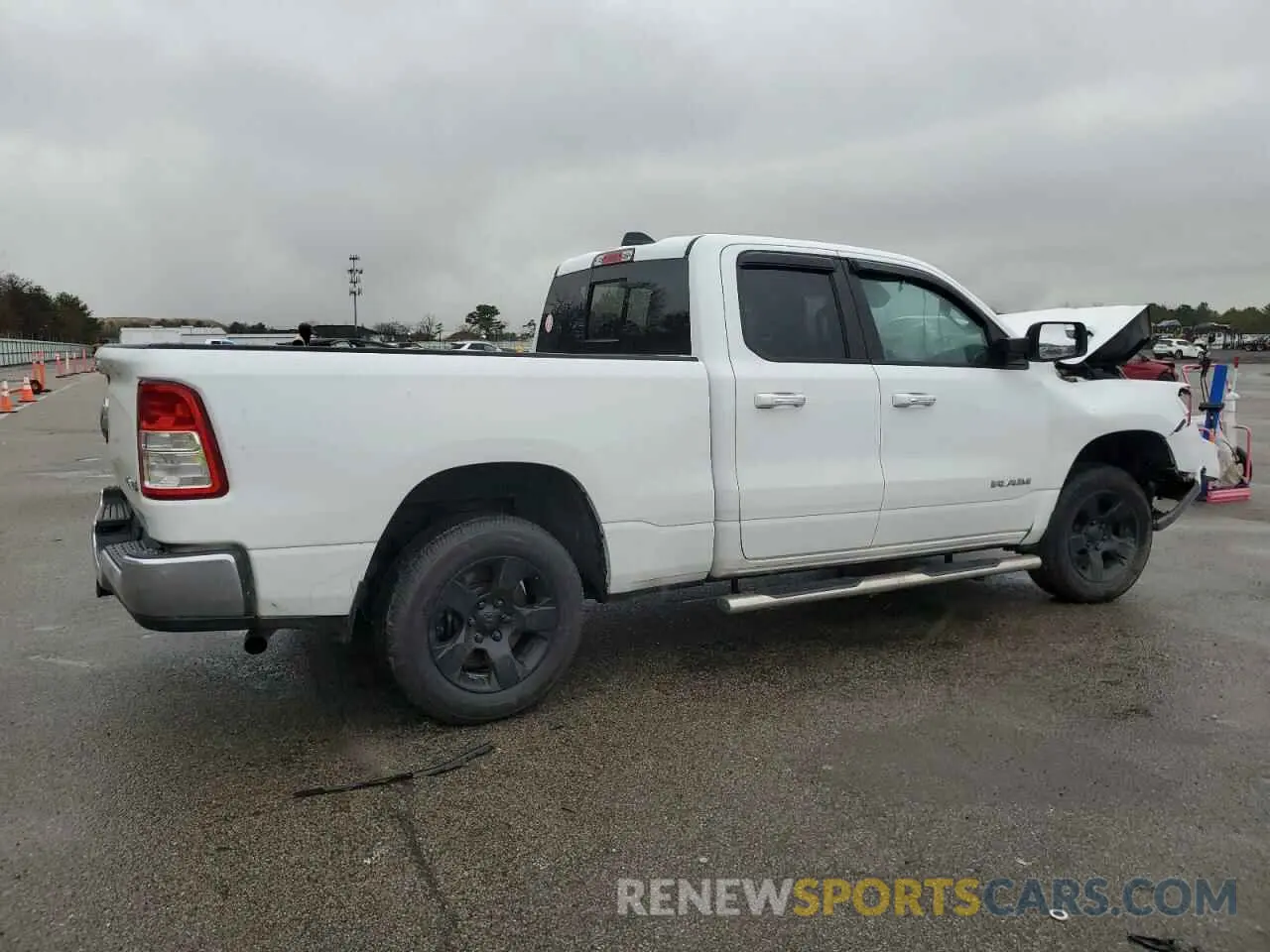 3 Photograph of a damaged car 1C6RRFBG3LN394618 RAM 1500 2020