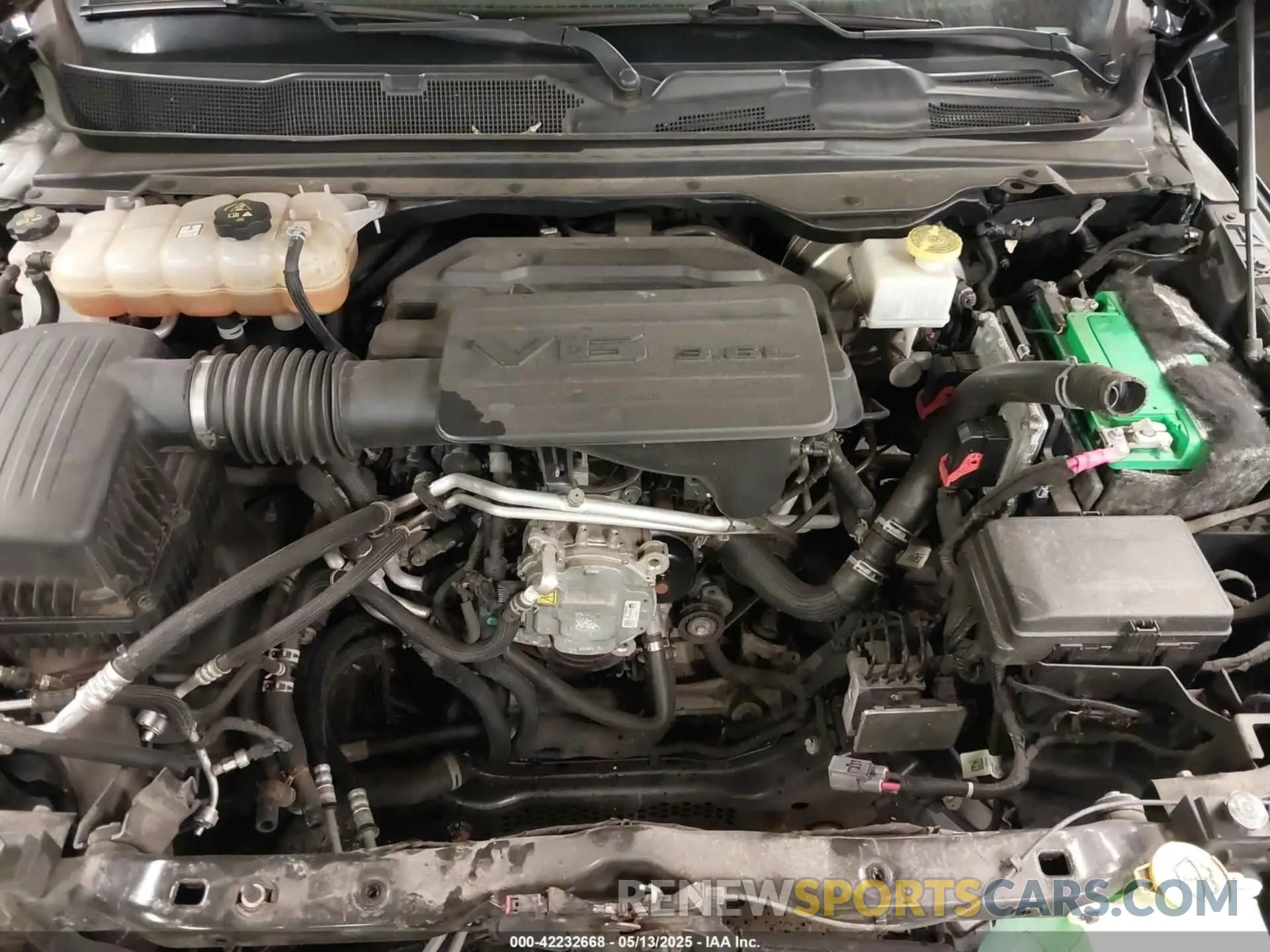 10 Photograph of a damaged car 1C6RRFBG4LN309253 RAM 1500 2020