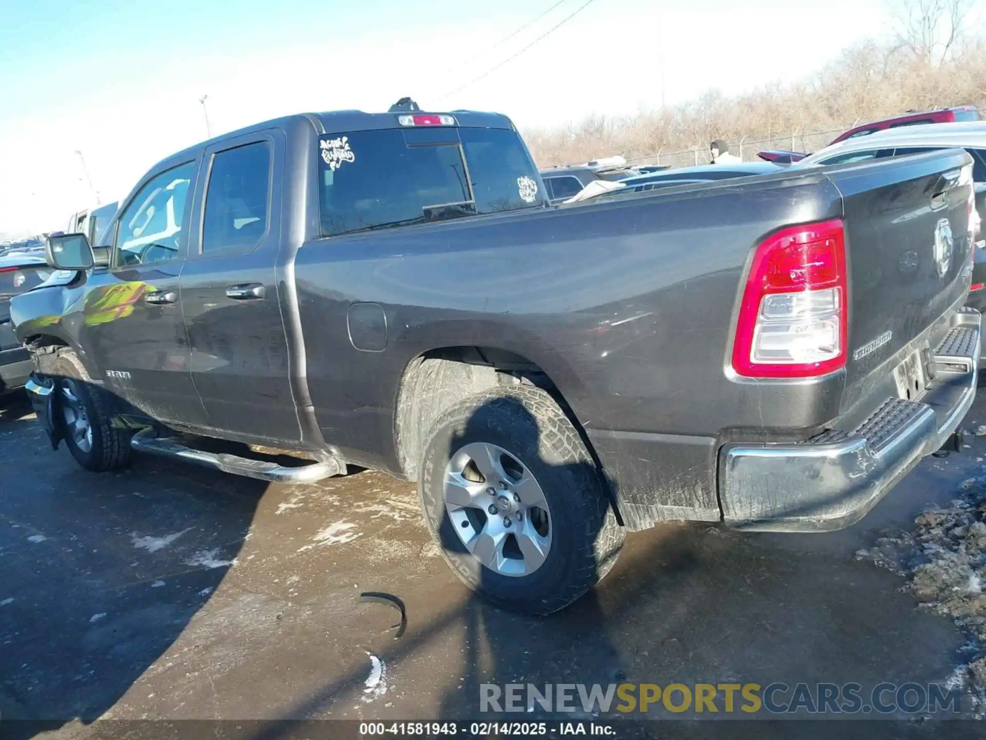 14 Photograph of a damaged car 1C6RRFBG9LN199462 RAM 1500 2020