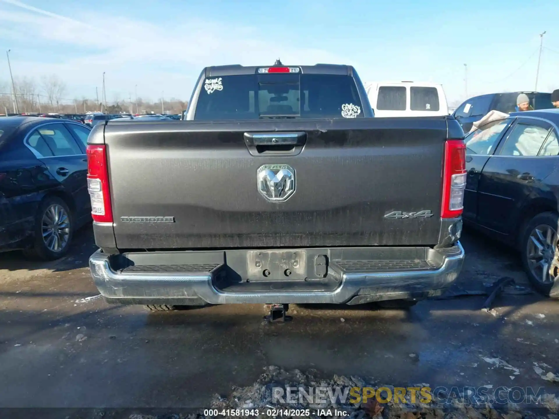 16 Photograph of a damaged car 1C6RRFBG9LN199462 RAM 1500 2020