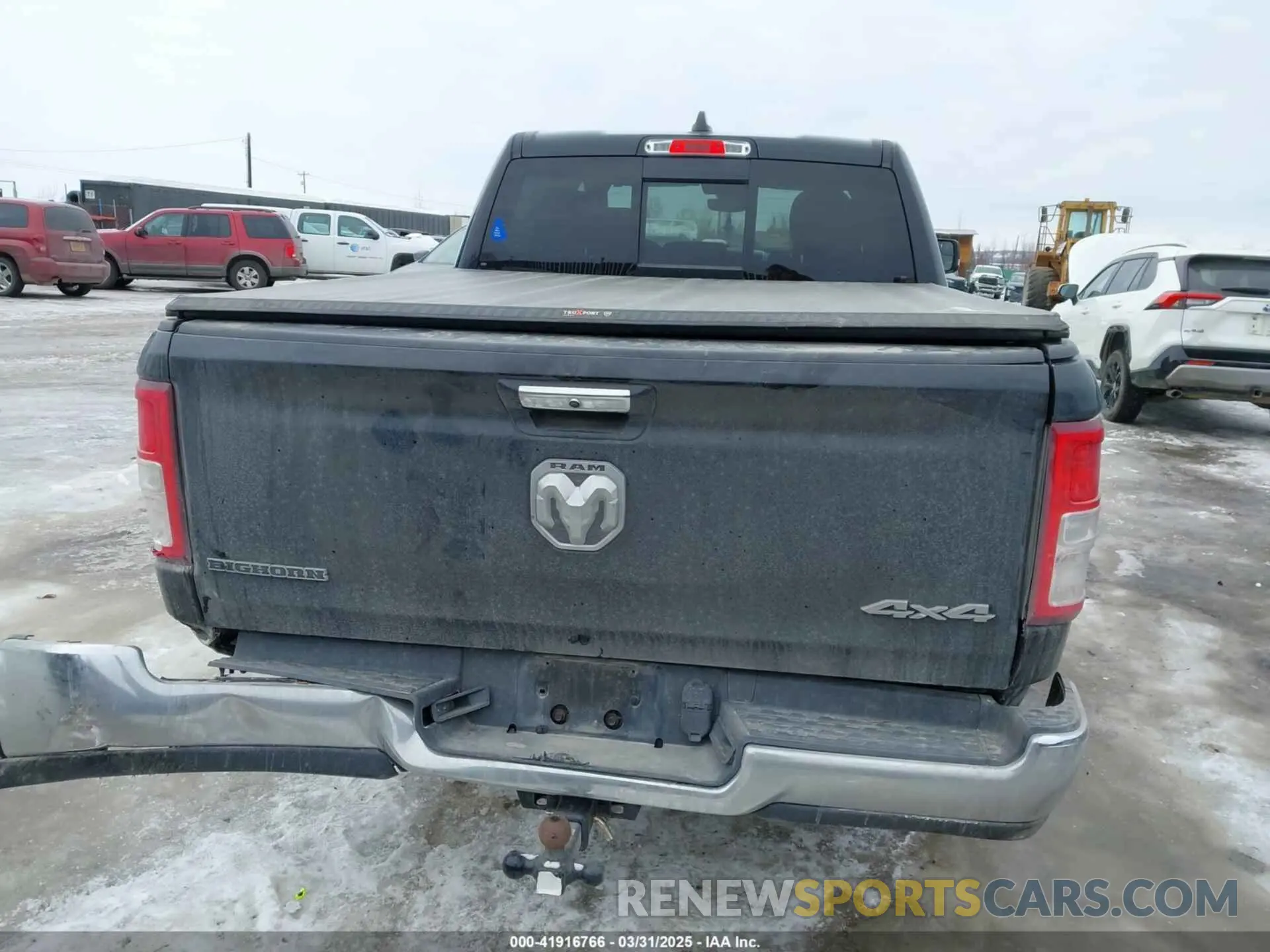 17 Photograph of a damaged car 1C6RRFFG0LN334919 RAM 1500 2020