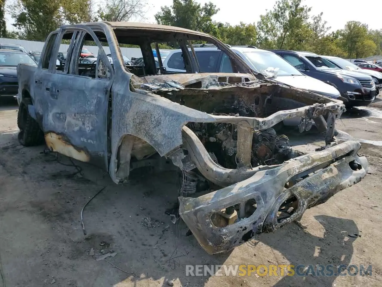 4 Photograph of a damaged car 1C6RRFFG0LN343507 RAM 1500 2020