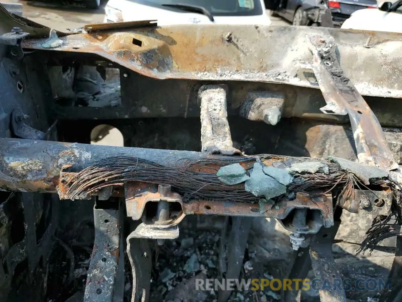 9 Photograph of a damaged car 1C6RRFFG0LN343507 RAM 1500 2020