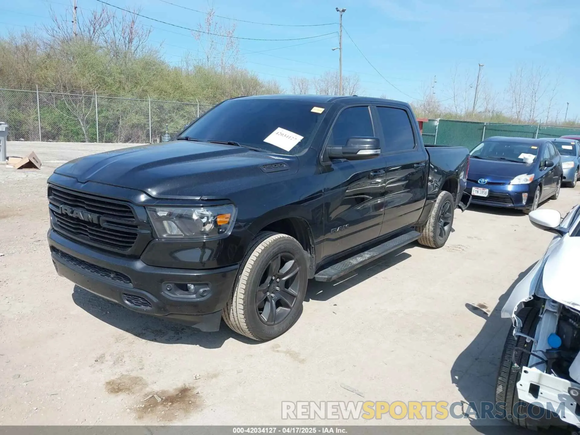 2 Photograph of a damaged car 1C6RRFFG5LN102946 RAM 1500 2020