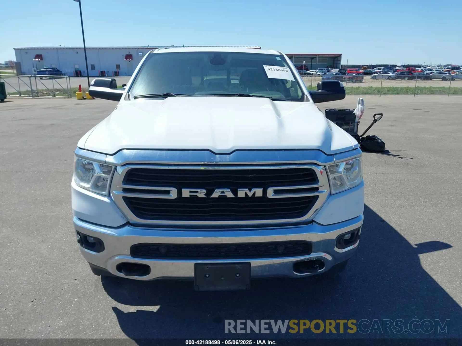 12 Photograph of a damaged car 1C6RRFFG7LN262911 RAM 1500 2020