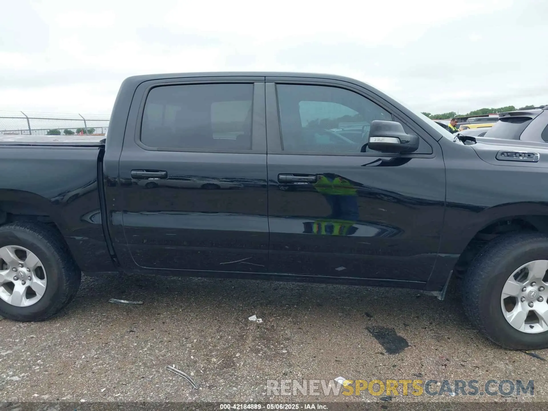 13 Photograph of a damaged car 1C6RRFFG7LN273861 RAM 1500 2020