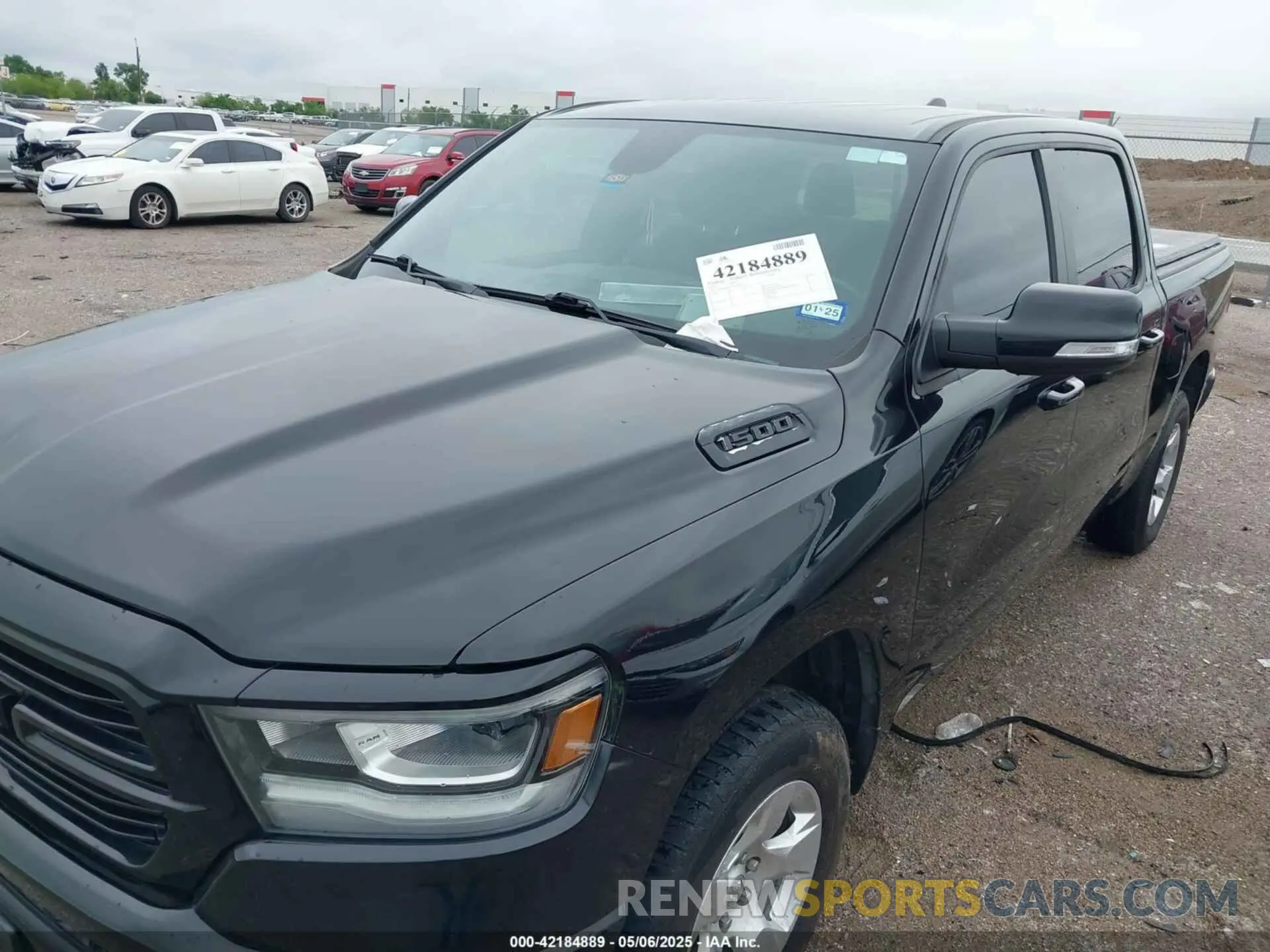 6 Photograph of a damaged car 1C6RRFFG7LN273861 RAM 1500 2020