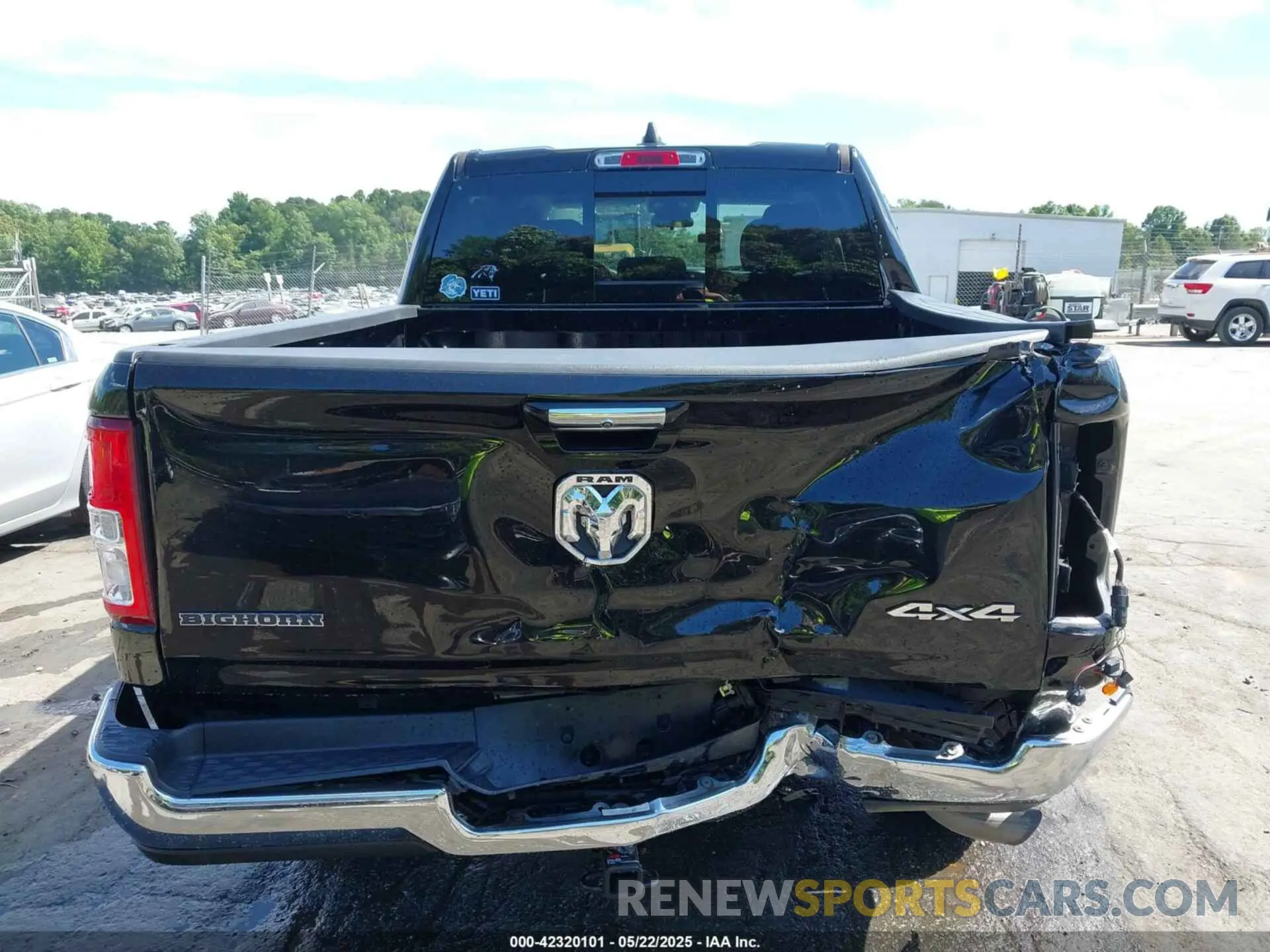 16 Photograph of a damaged car 1C6RRFFG8LN120583 RAM 1500 2020