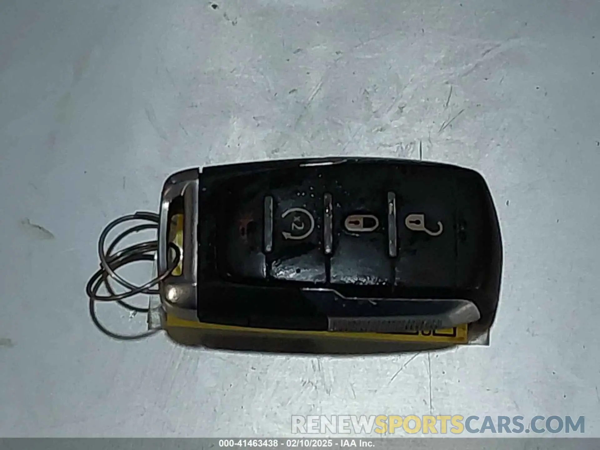 11 Photograph of a damaged car 1C6RRFFG8LN379073 RAM 1500 2020
